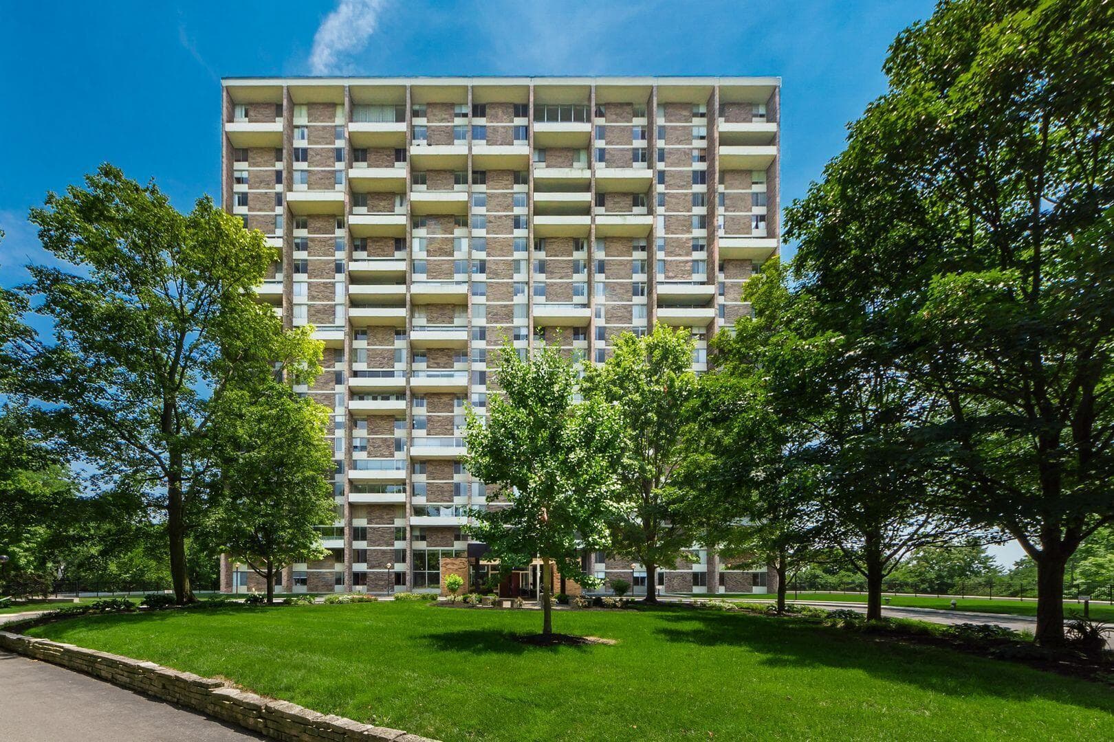 1000 Urlin Avenue #622, Columbus, OH 43212