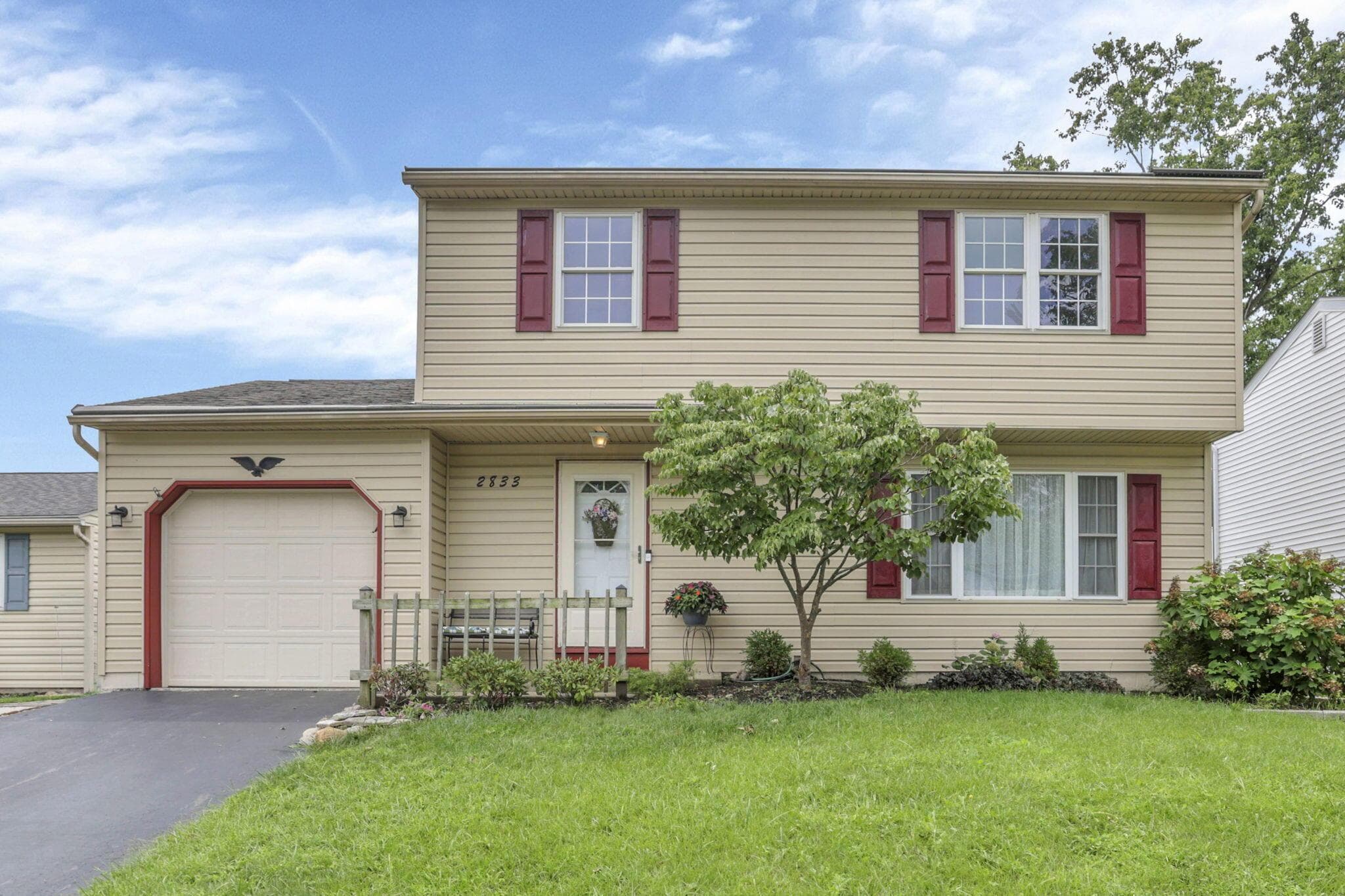 2833 Sunset View Court, Columbus, OH 43207