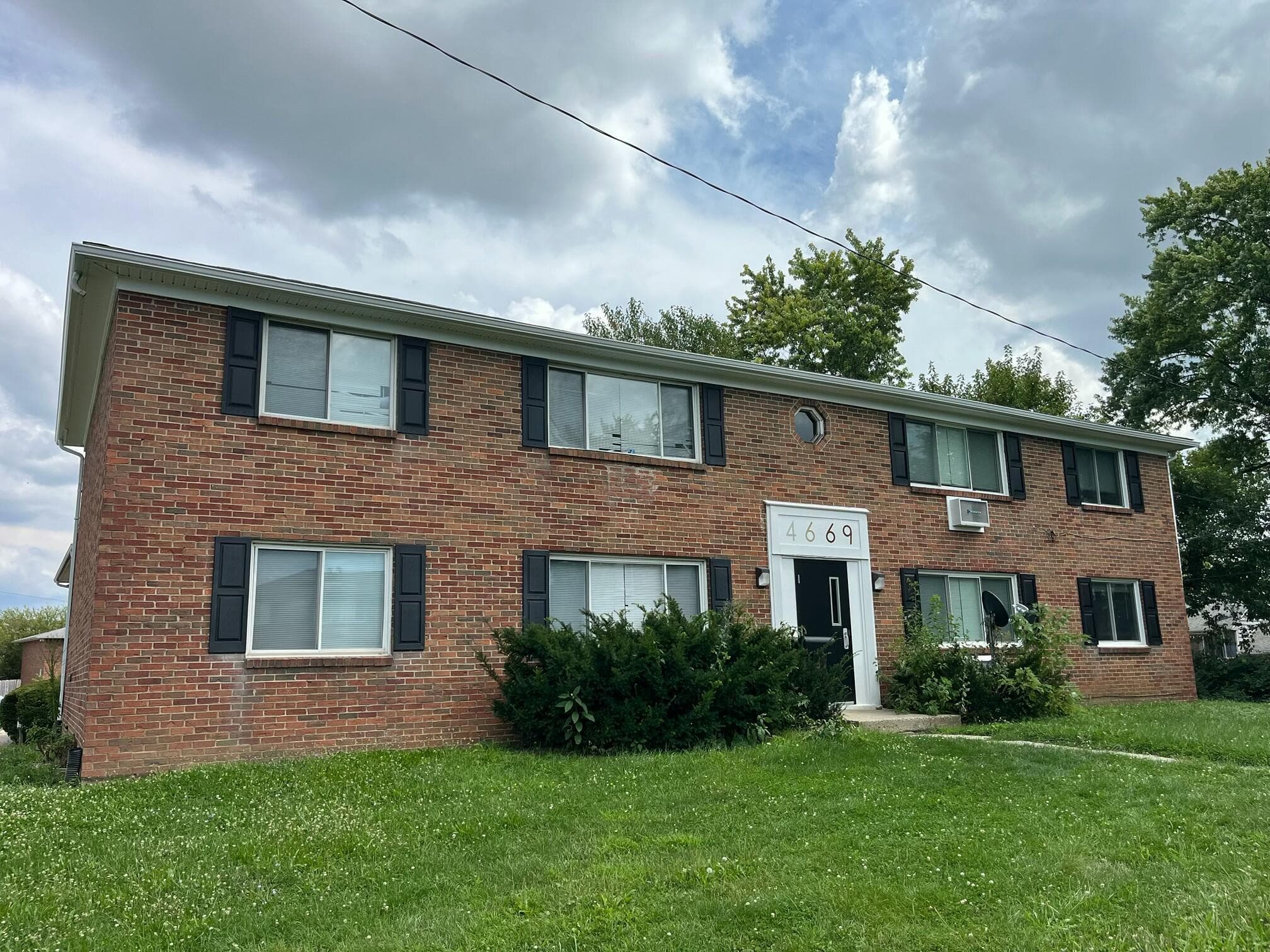 4669 Hilton Avenue #B, Columbus, OH 43228