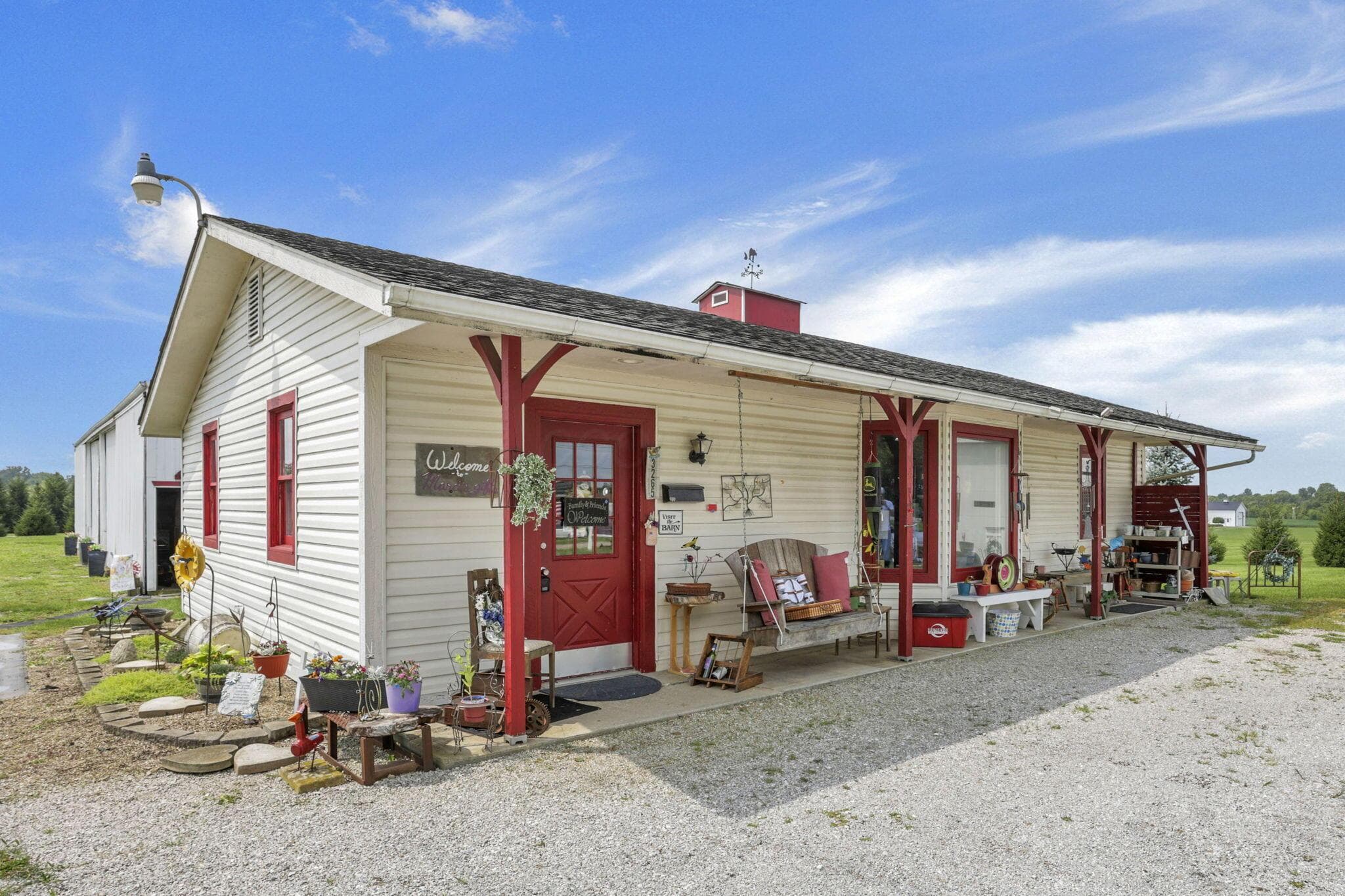 3265 Barnes Road, Centerburg, OH 43011