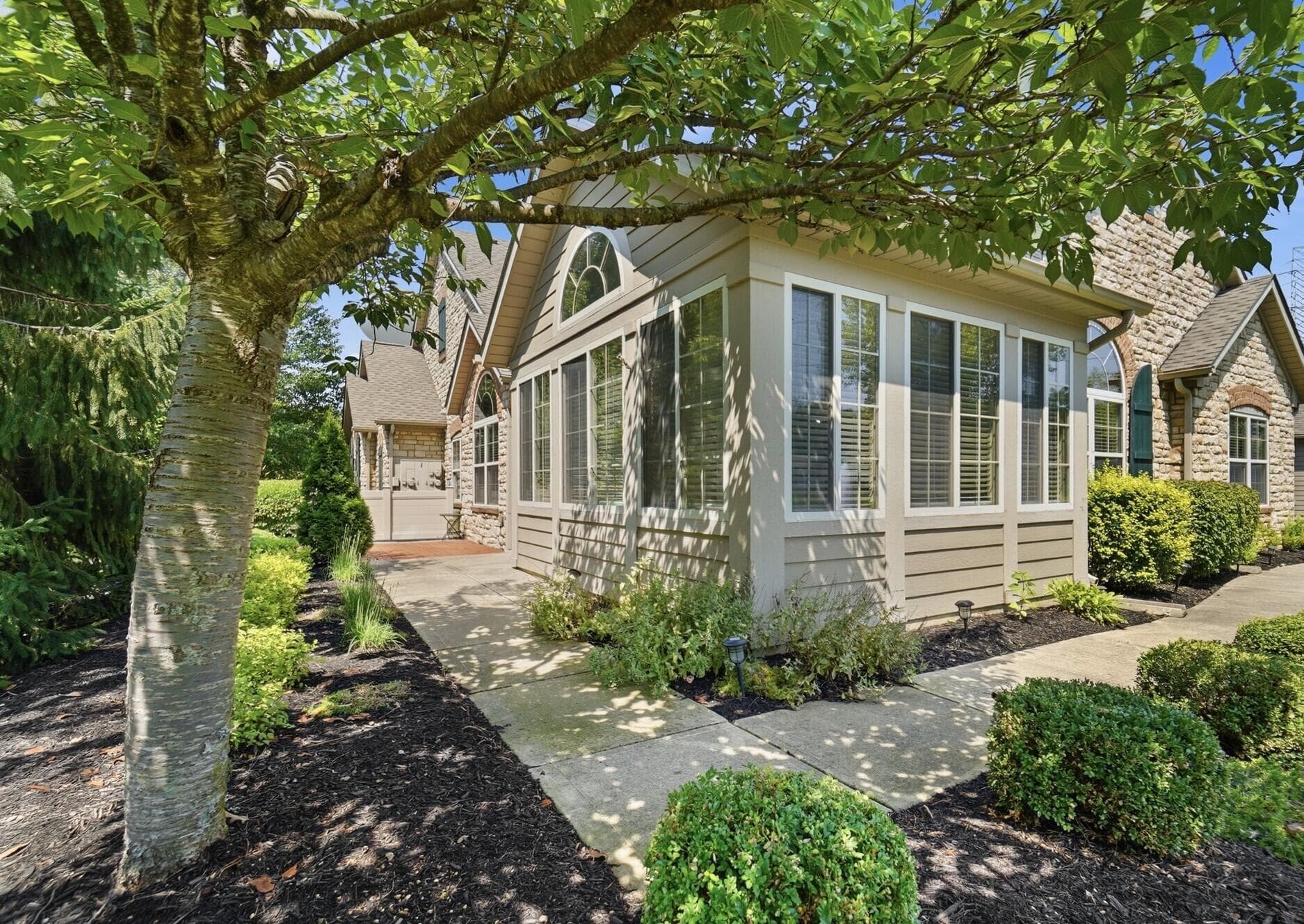 557 Ruttington Lane, Westerville, OH 43082