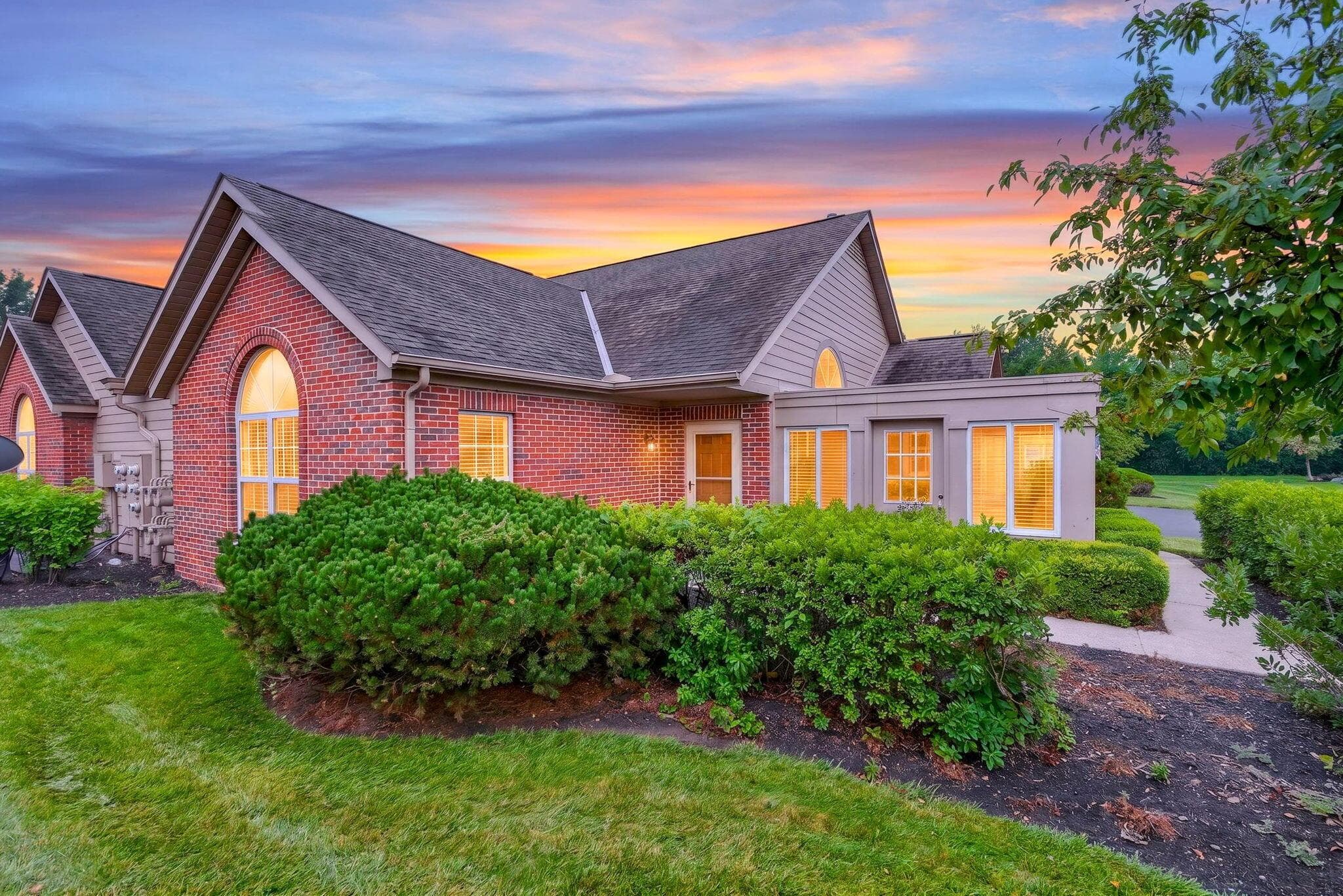 477 Saddlery Drive W #17, Gahanna, OH 43230
