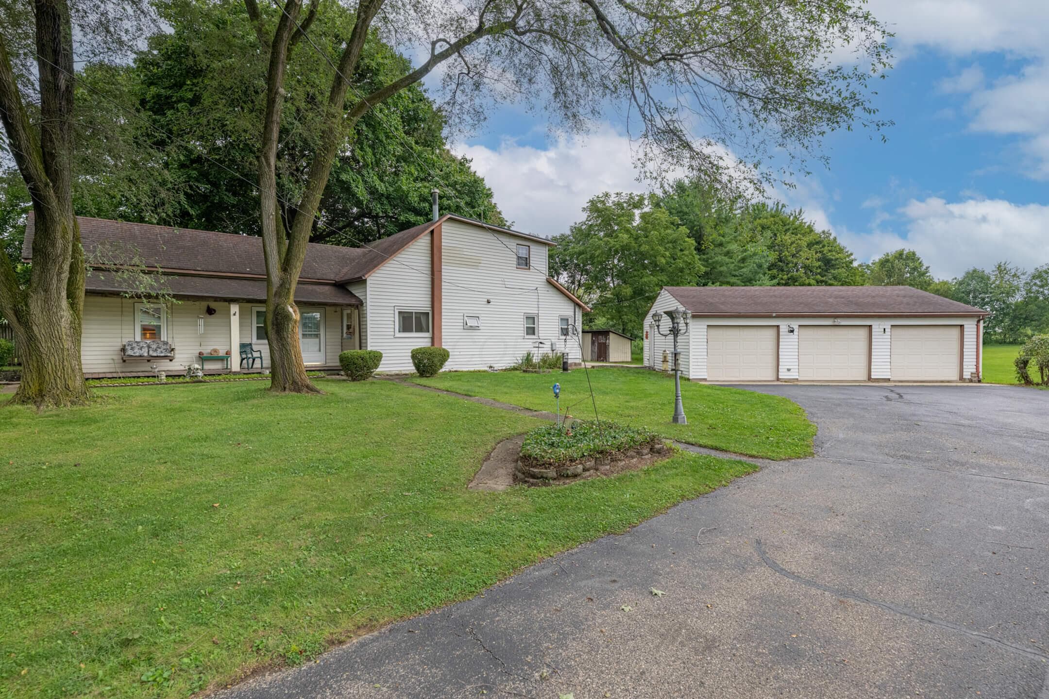7570 Troy Road, Springfield, OH 45502