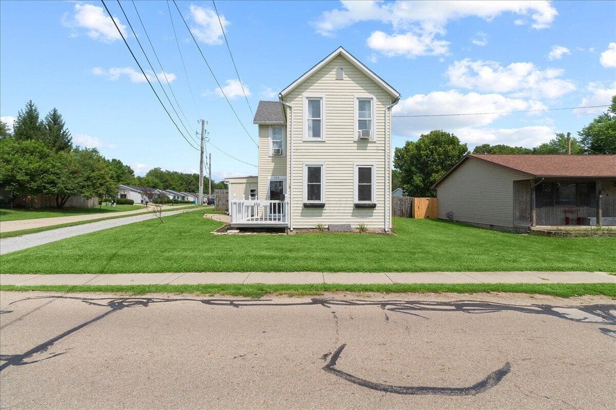 426 W Light Street, Urbana, OH 43078