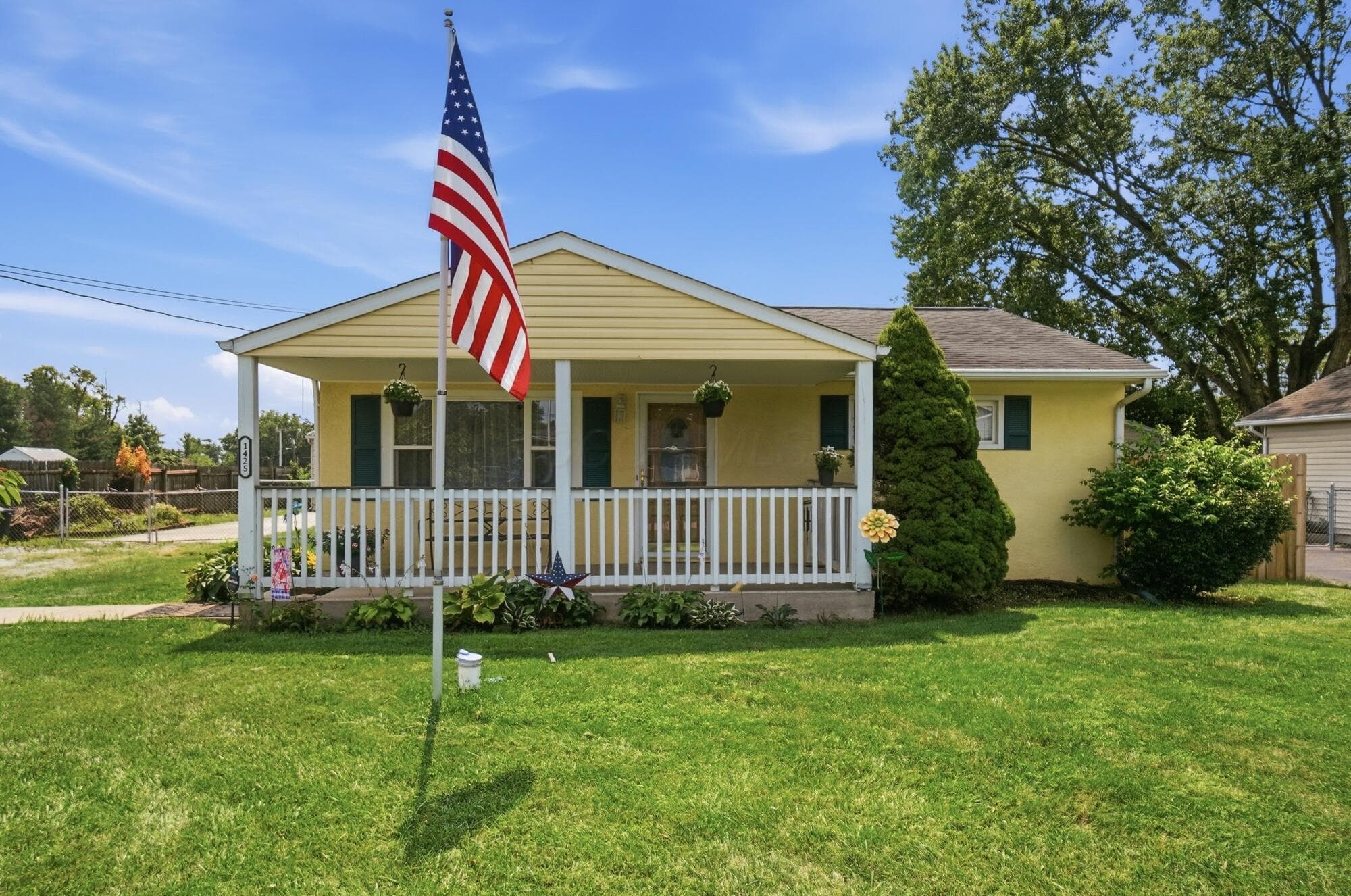 1425 Greenleaf Road, Columbus, OH 43223
