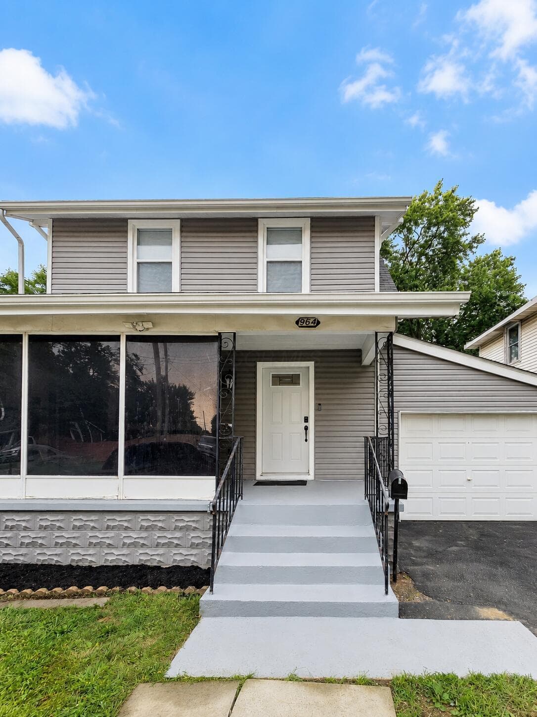 964 Lawrence Drive, Columbus, OH 43207