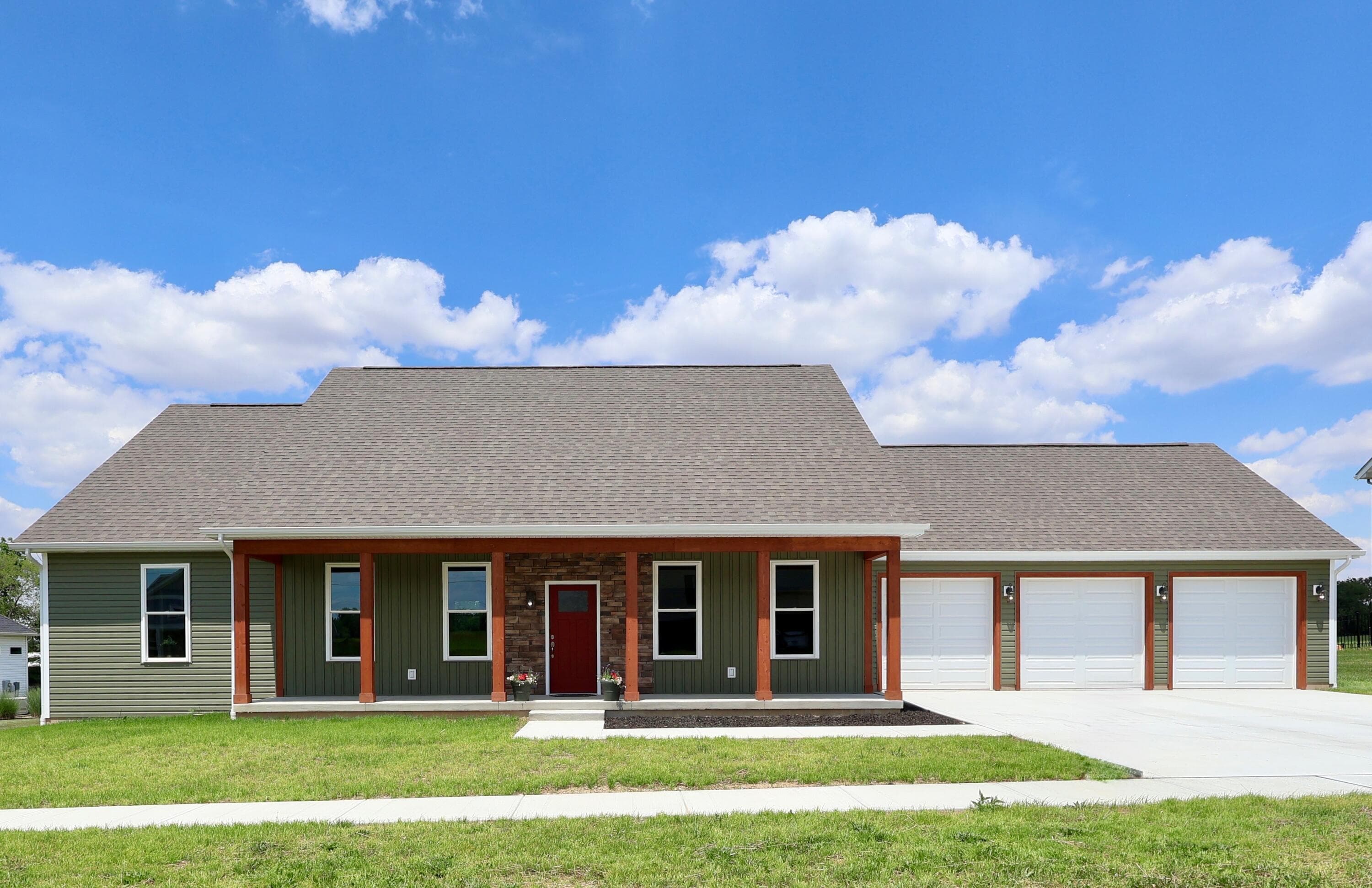 1564 Brooke Park Drive, Circleville, OH 43113