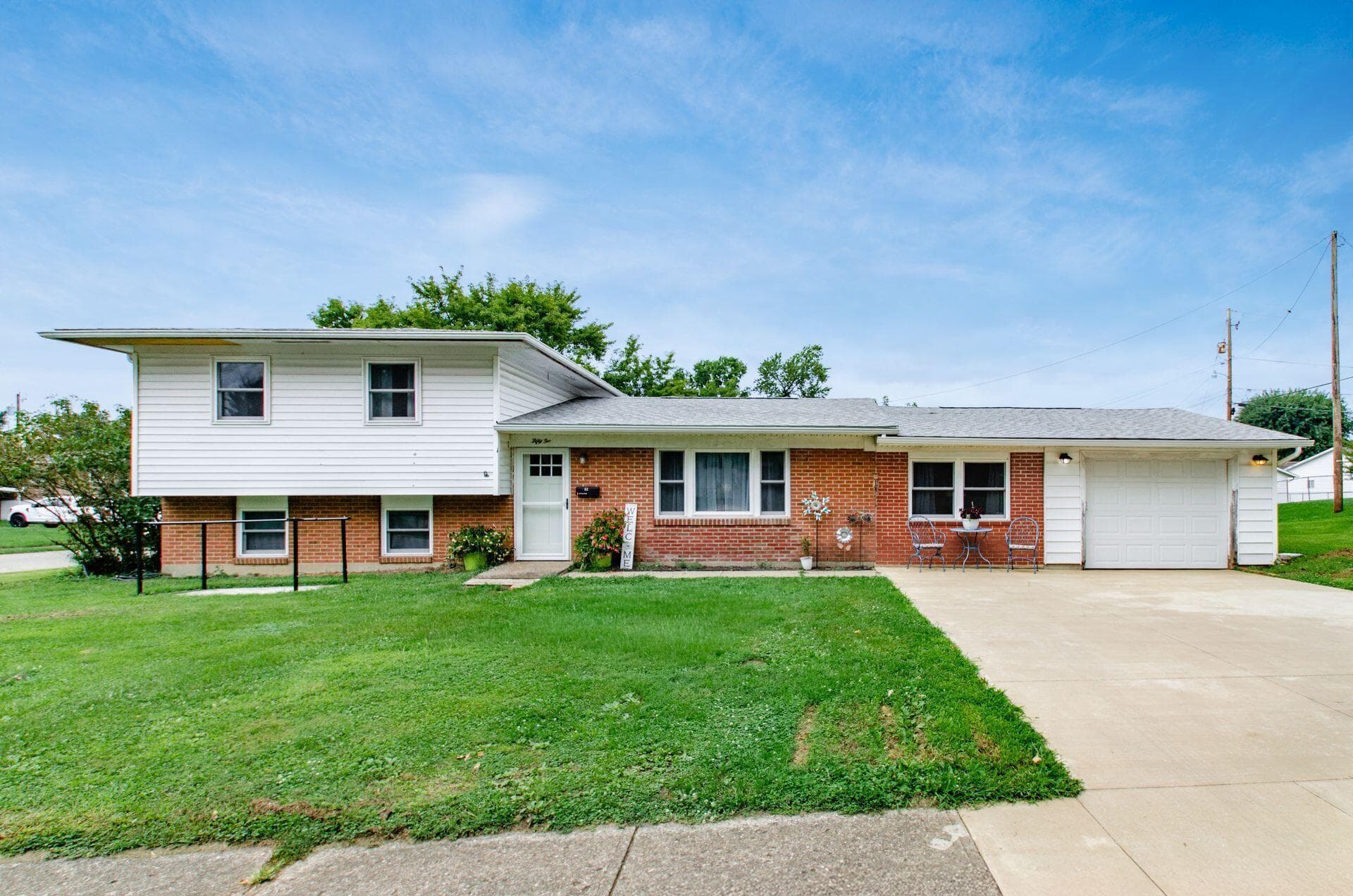52 Fieldpoint Road, Heath, OH 43056
