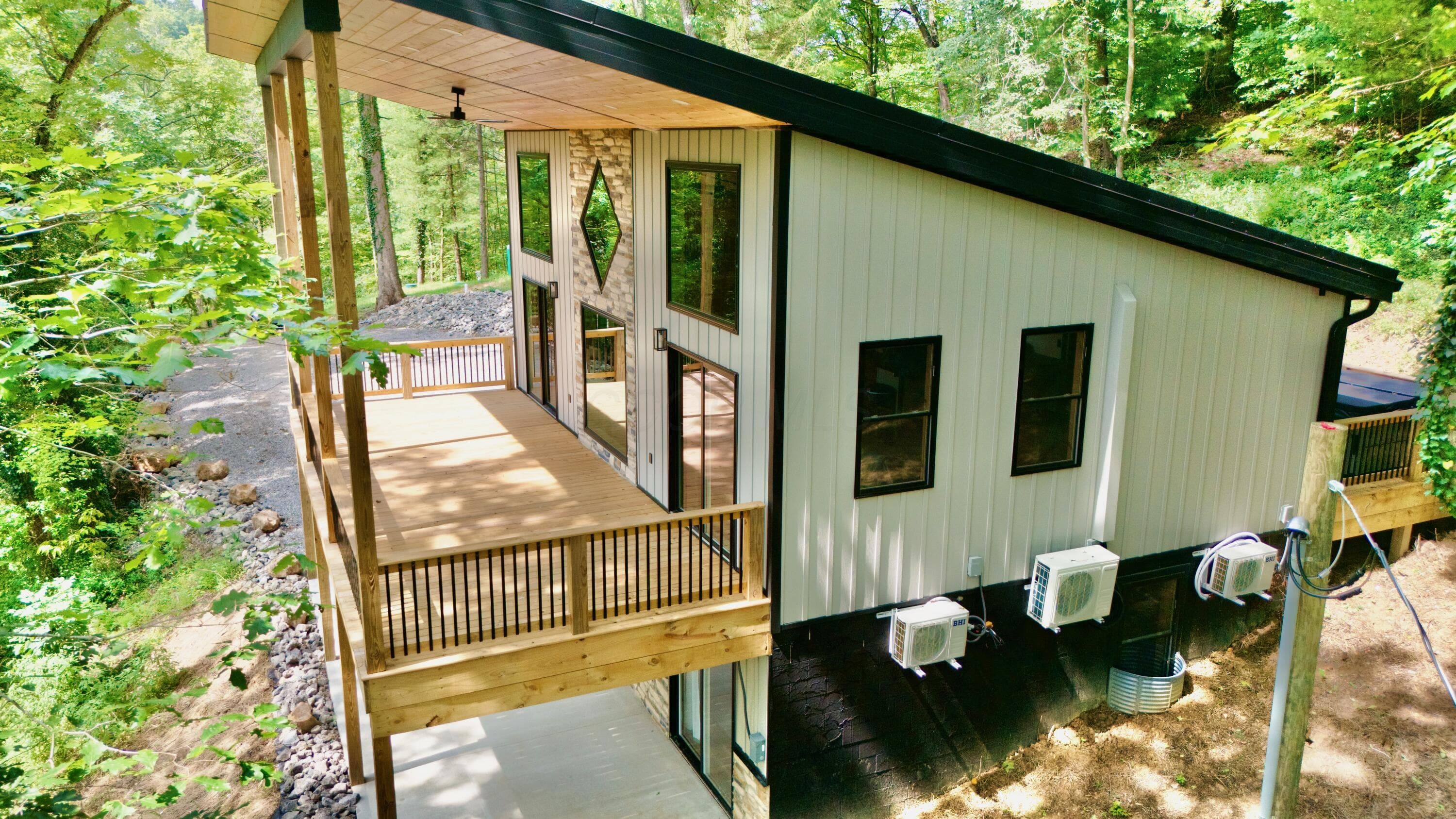 31546 State Route 278, McArthur, OH 45651