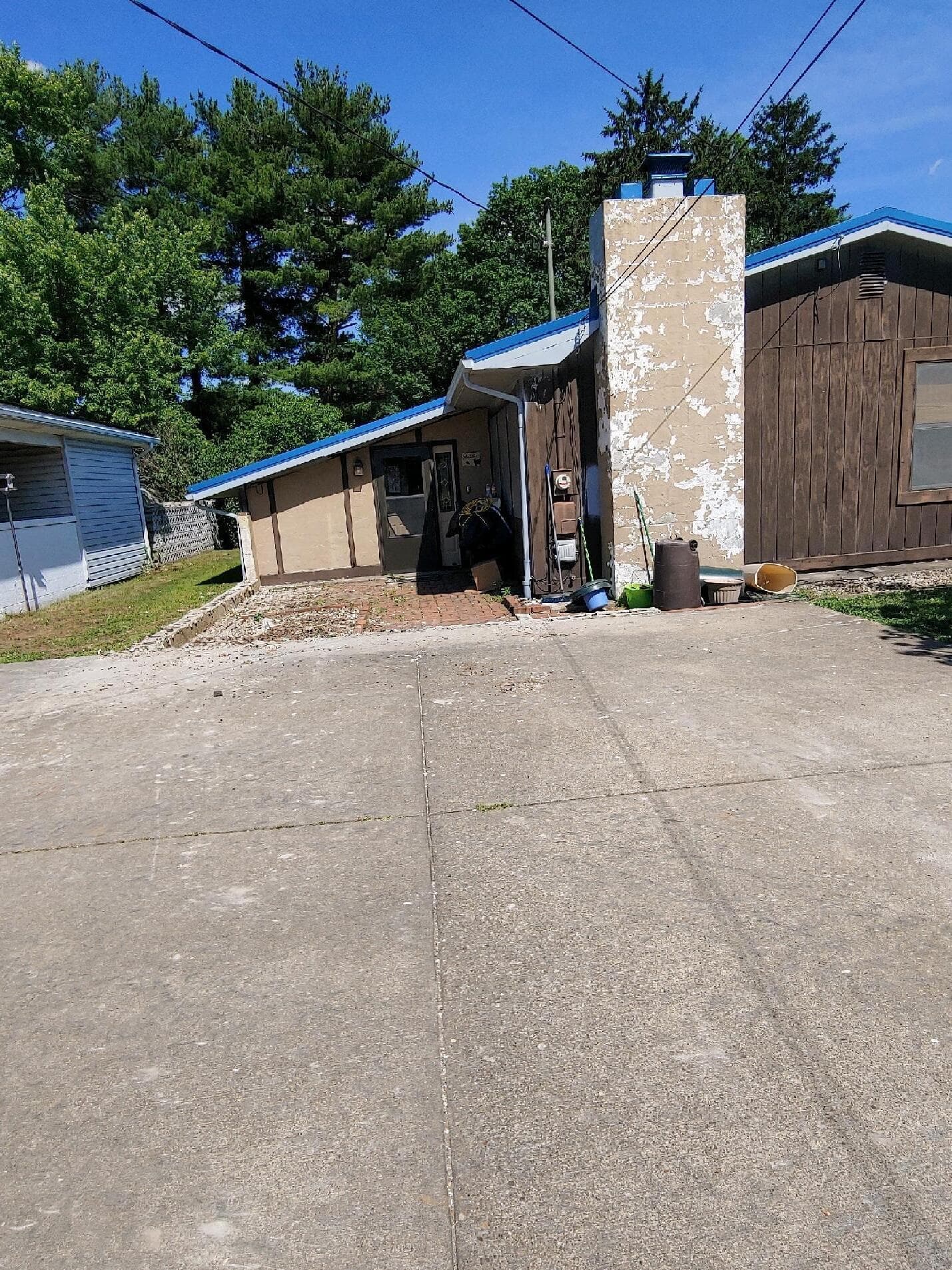 730 Mary Street, Belpre, OH 45714
