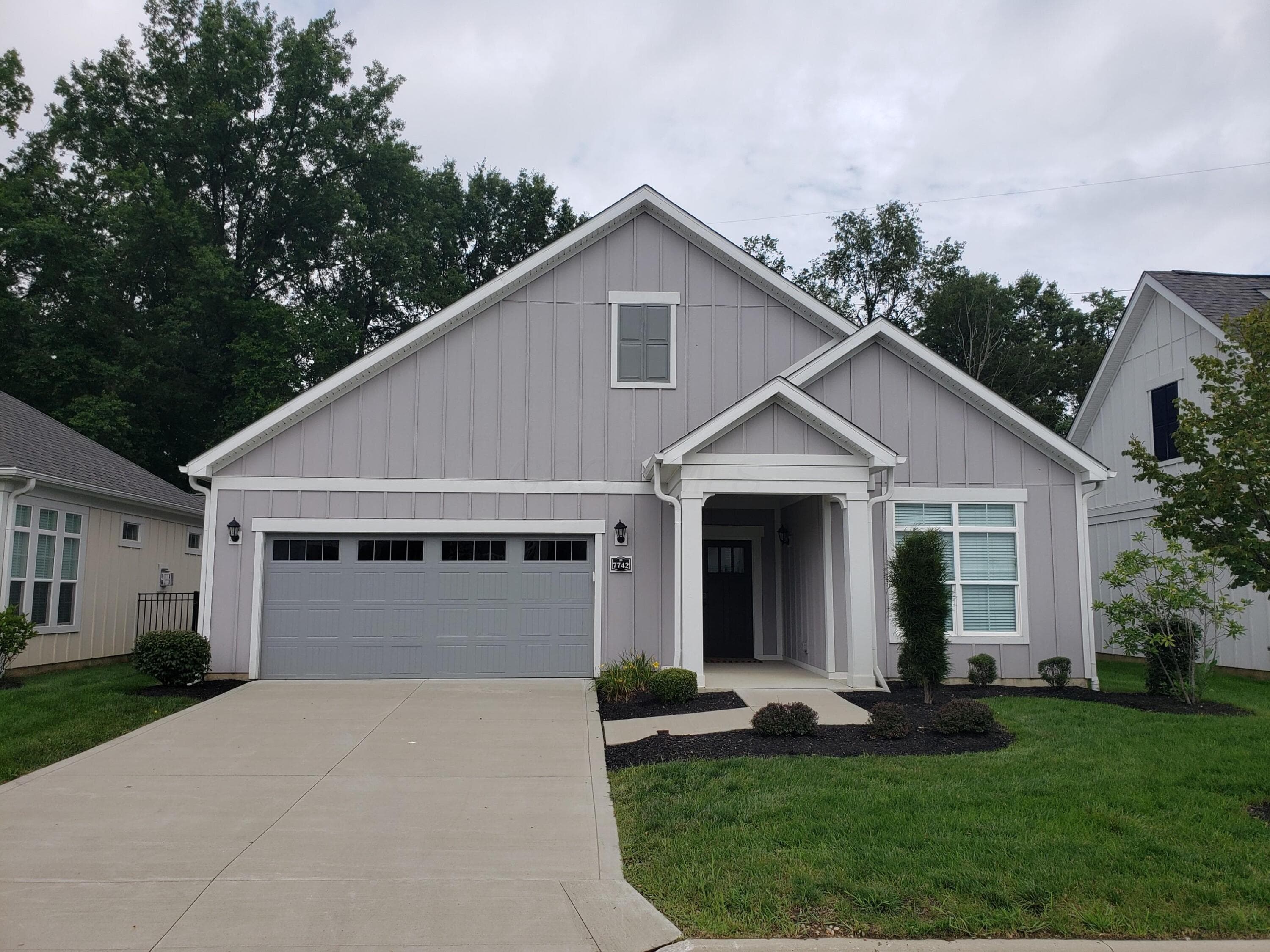 7742 Strickland Drive #11, New Albany, OH 43054