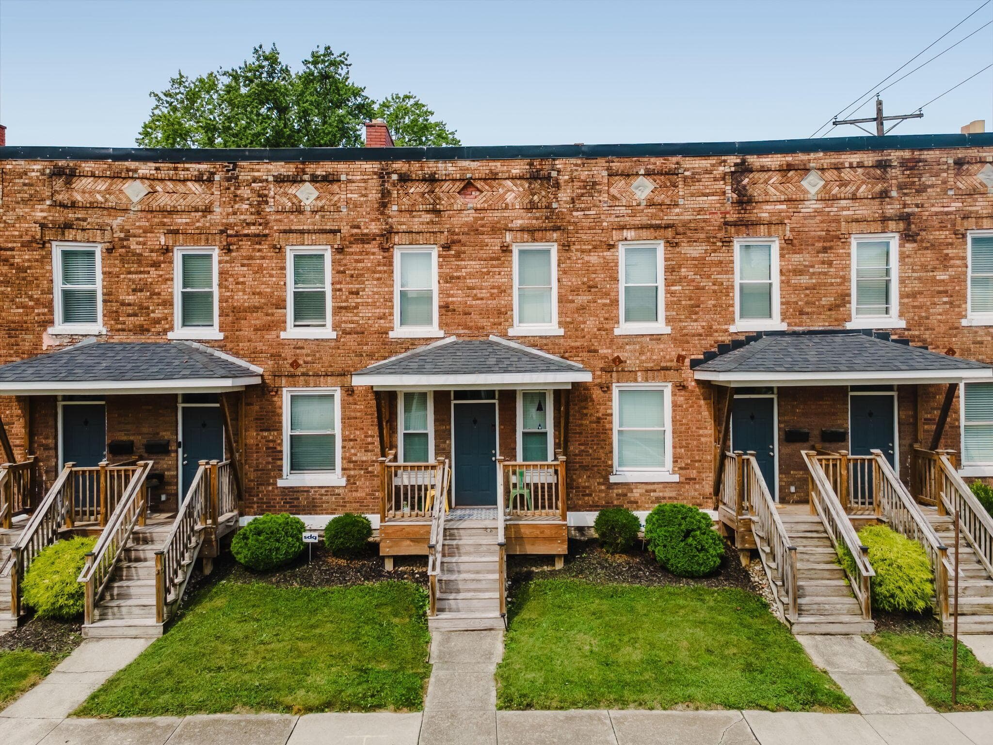 323-331 Parkwood Avenue, Columbus, OH 43203