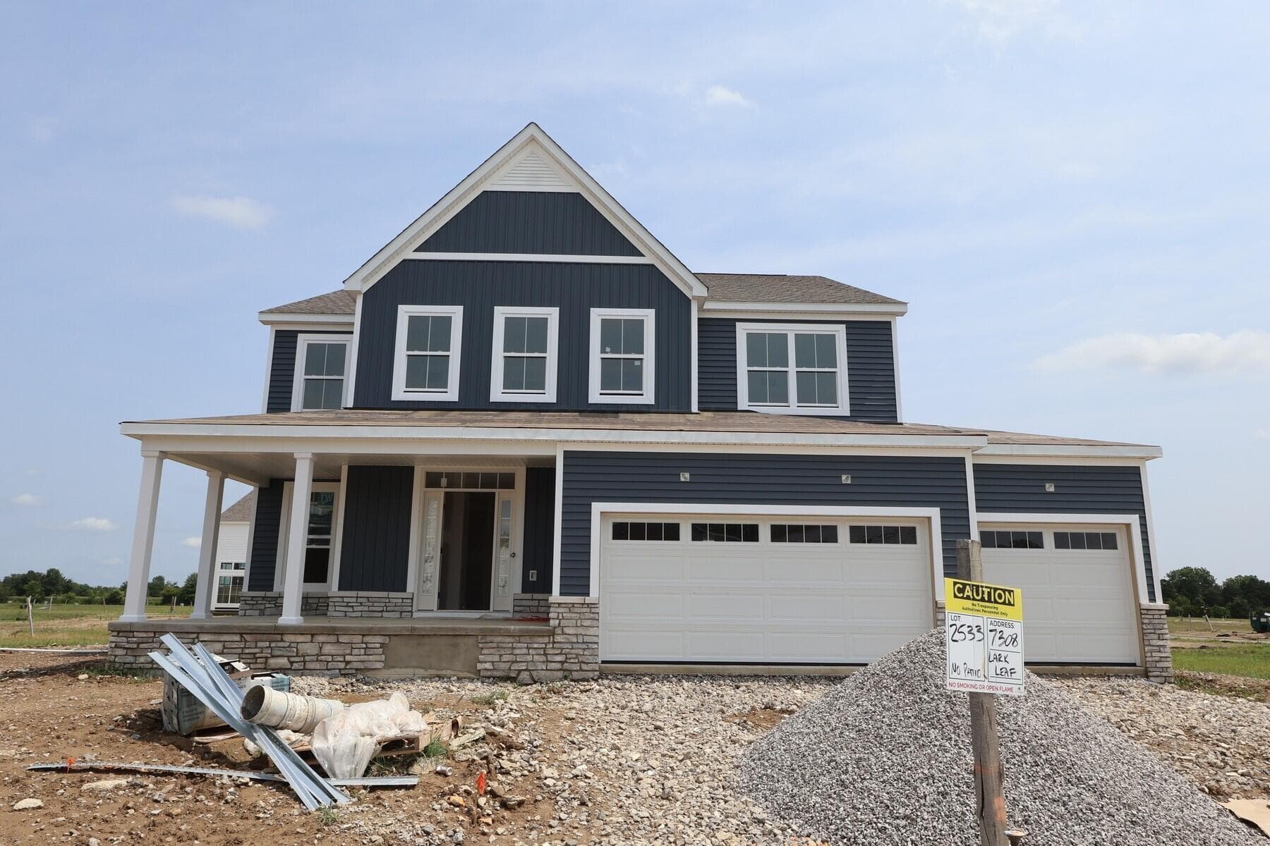 7308 Larkleaf Drive, Plain City, OH 43064