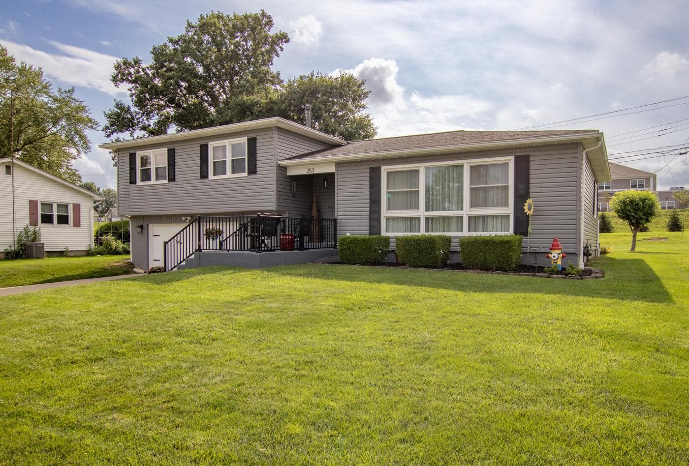 253 Marvel Drive, Lancaster, OH 43130