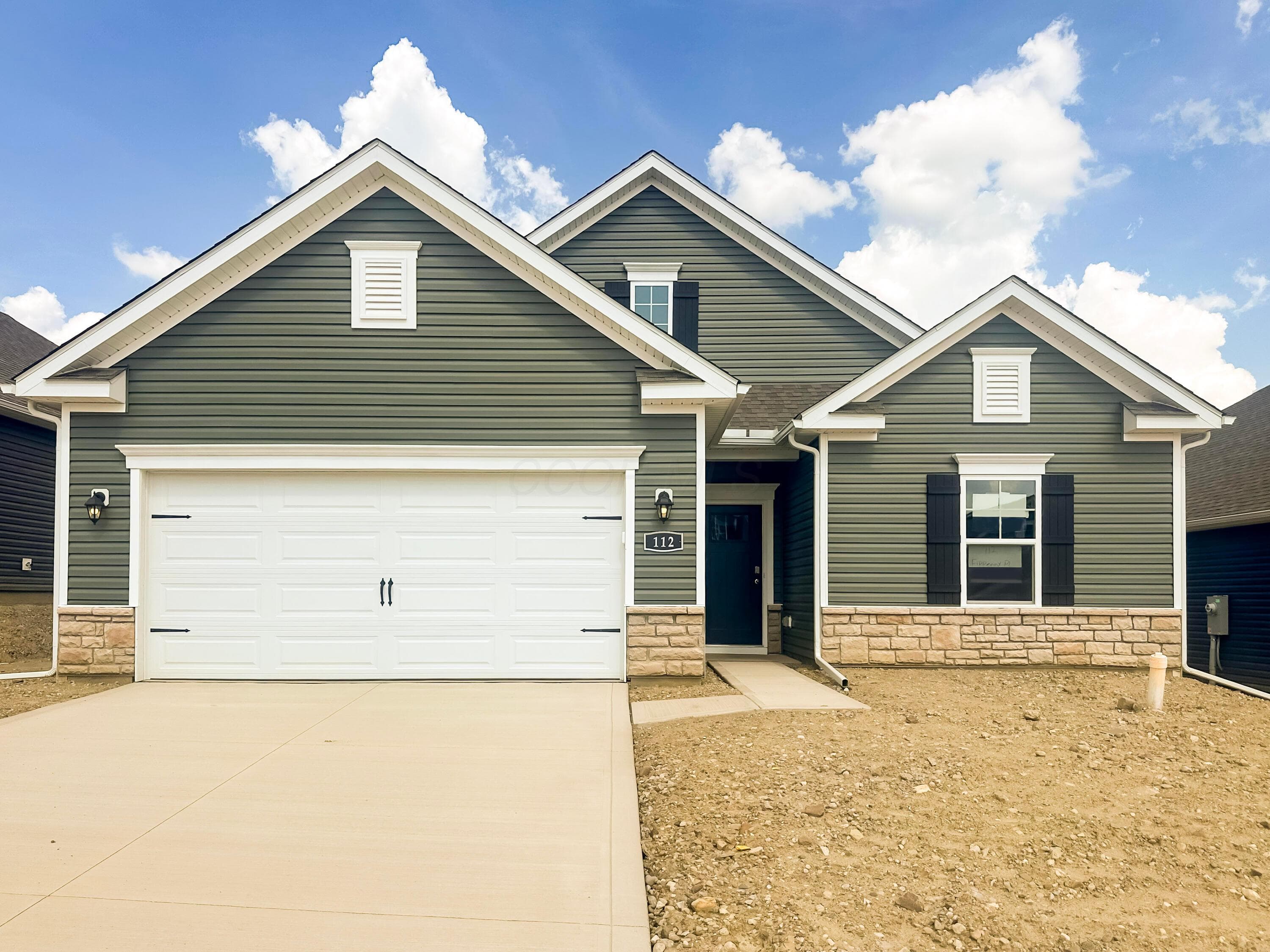 112 Fippenny Place, Mount Vernon, OH 43050