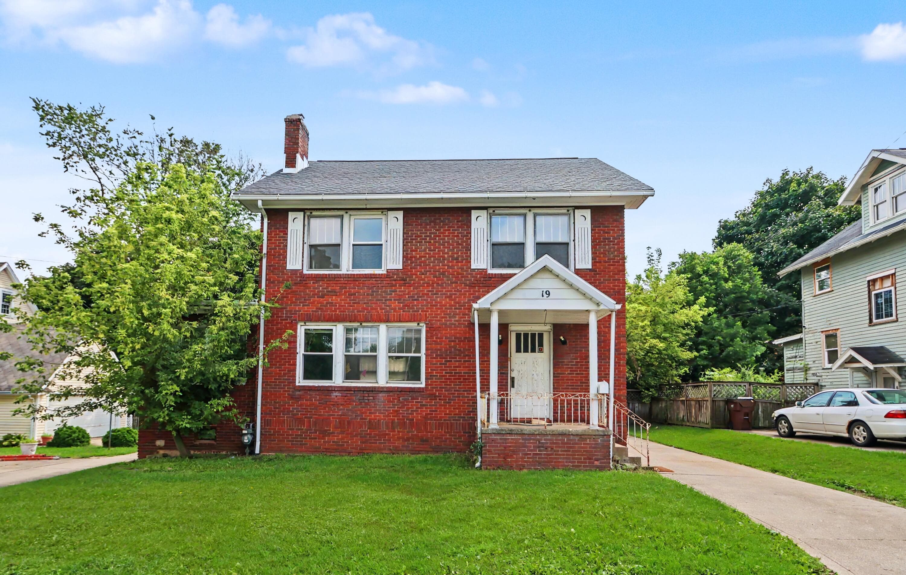 19 Hoffman Avenue, Mansfield, OH 44906