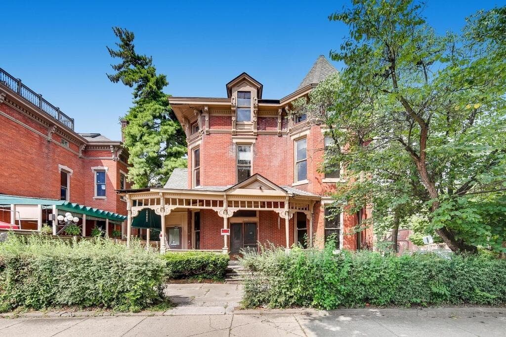 955 S High Street, Columbus, OH 43206
