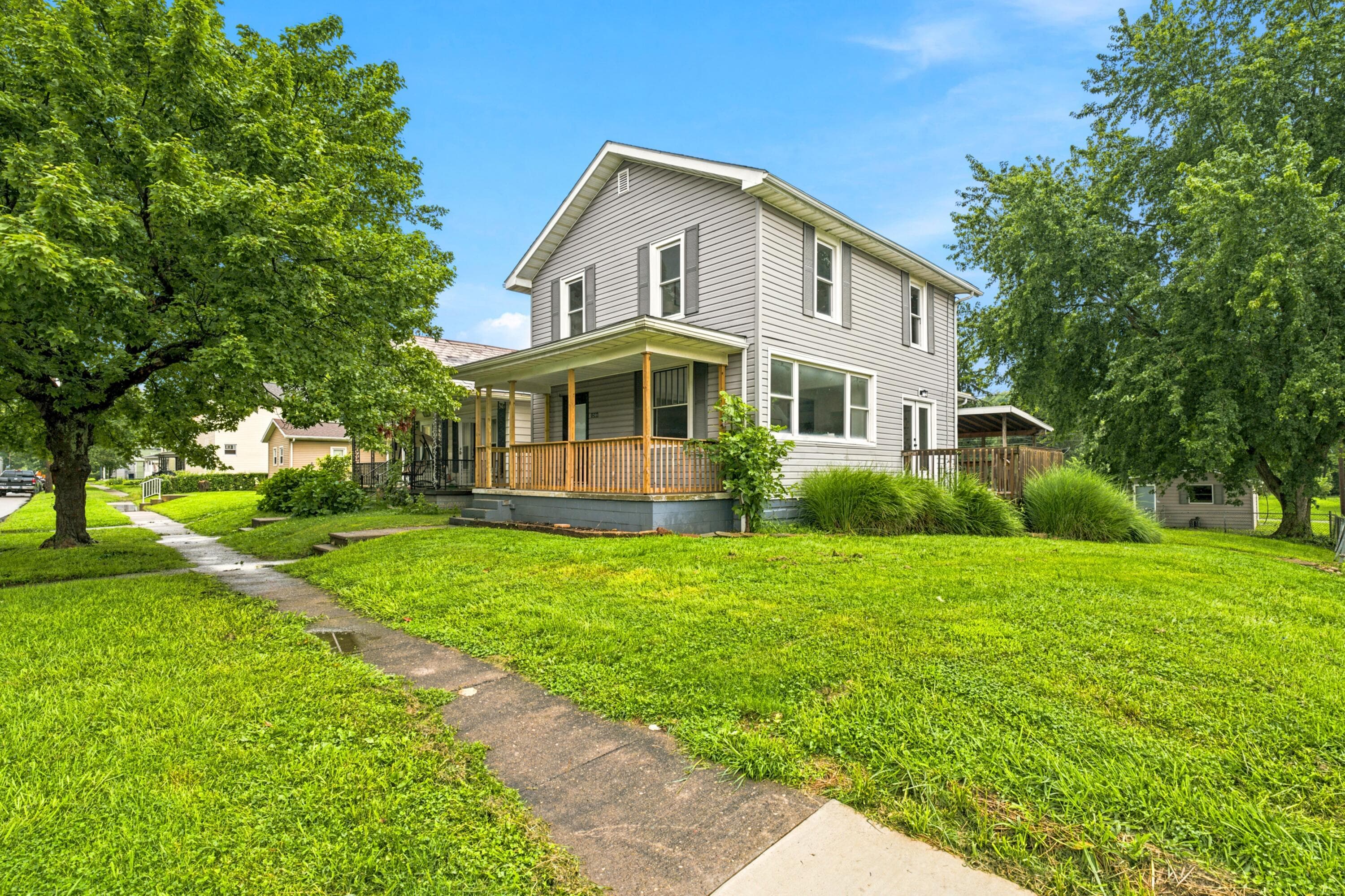 1246 Moxahala Avenue, Zanesville, OH 43701