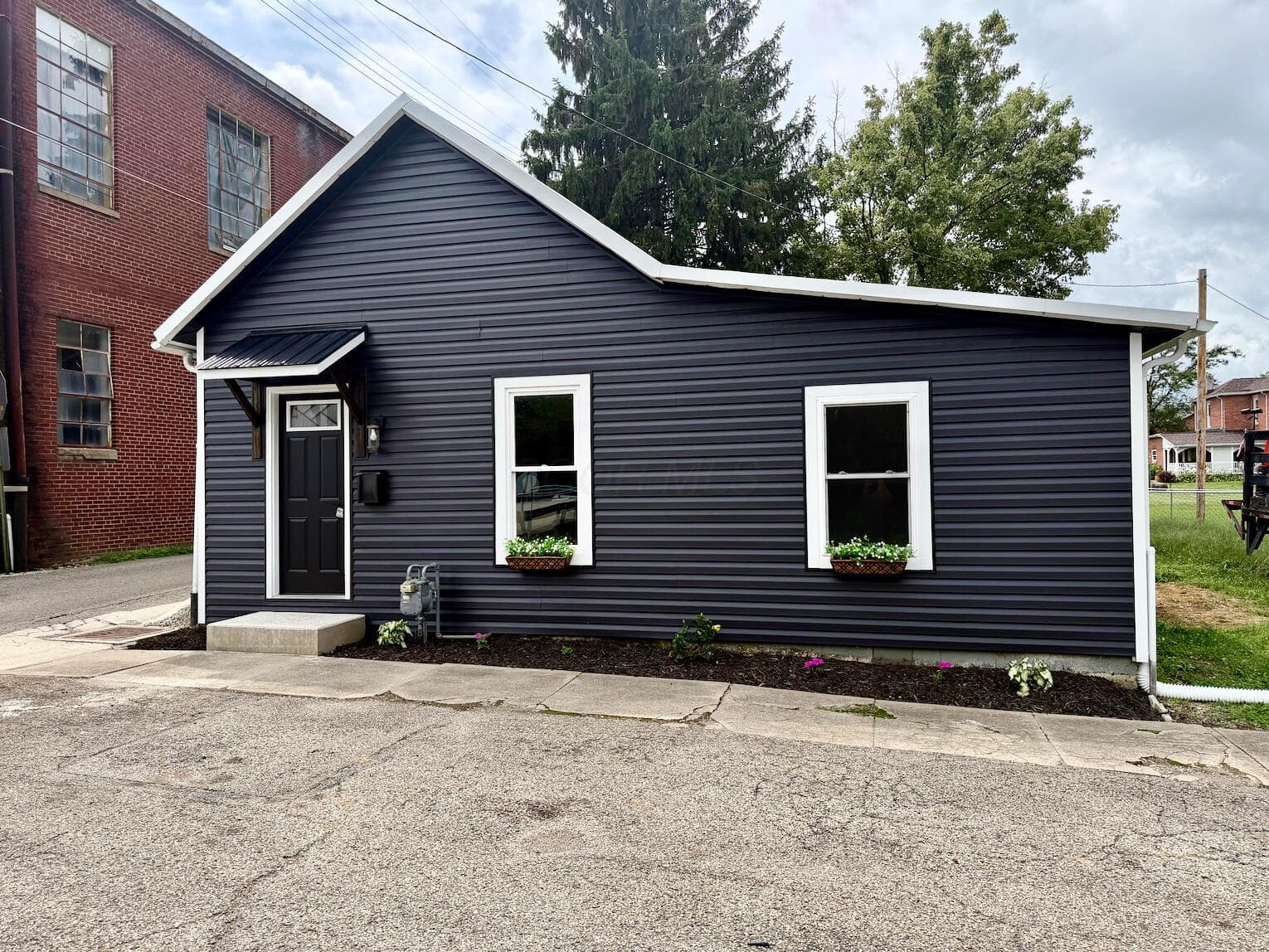 2 W Ing Street, Kingston, OH 45644