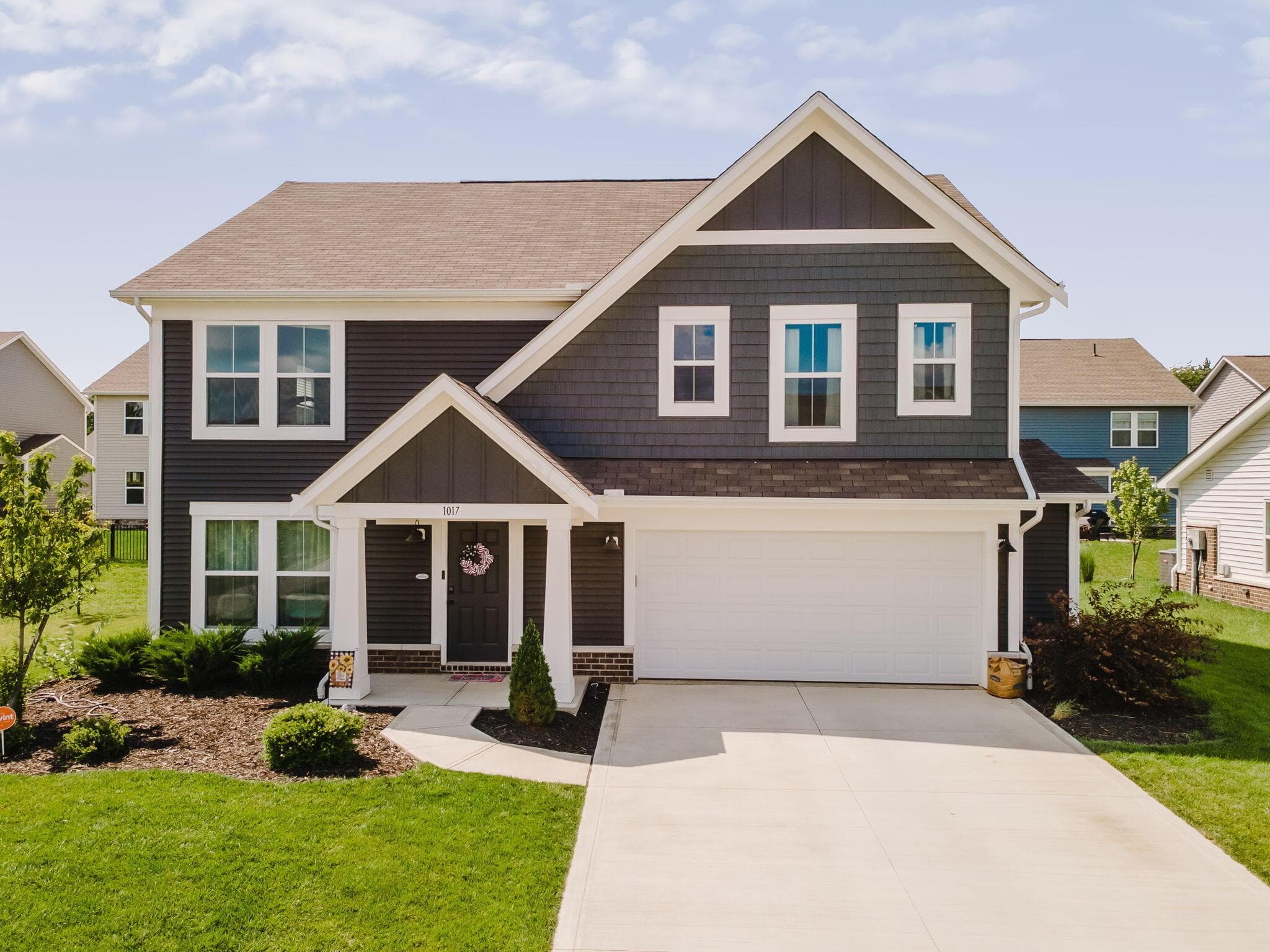1017 Queen Bee Place, Grove City, OH 43123