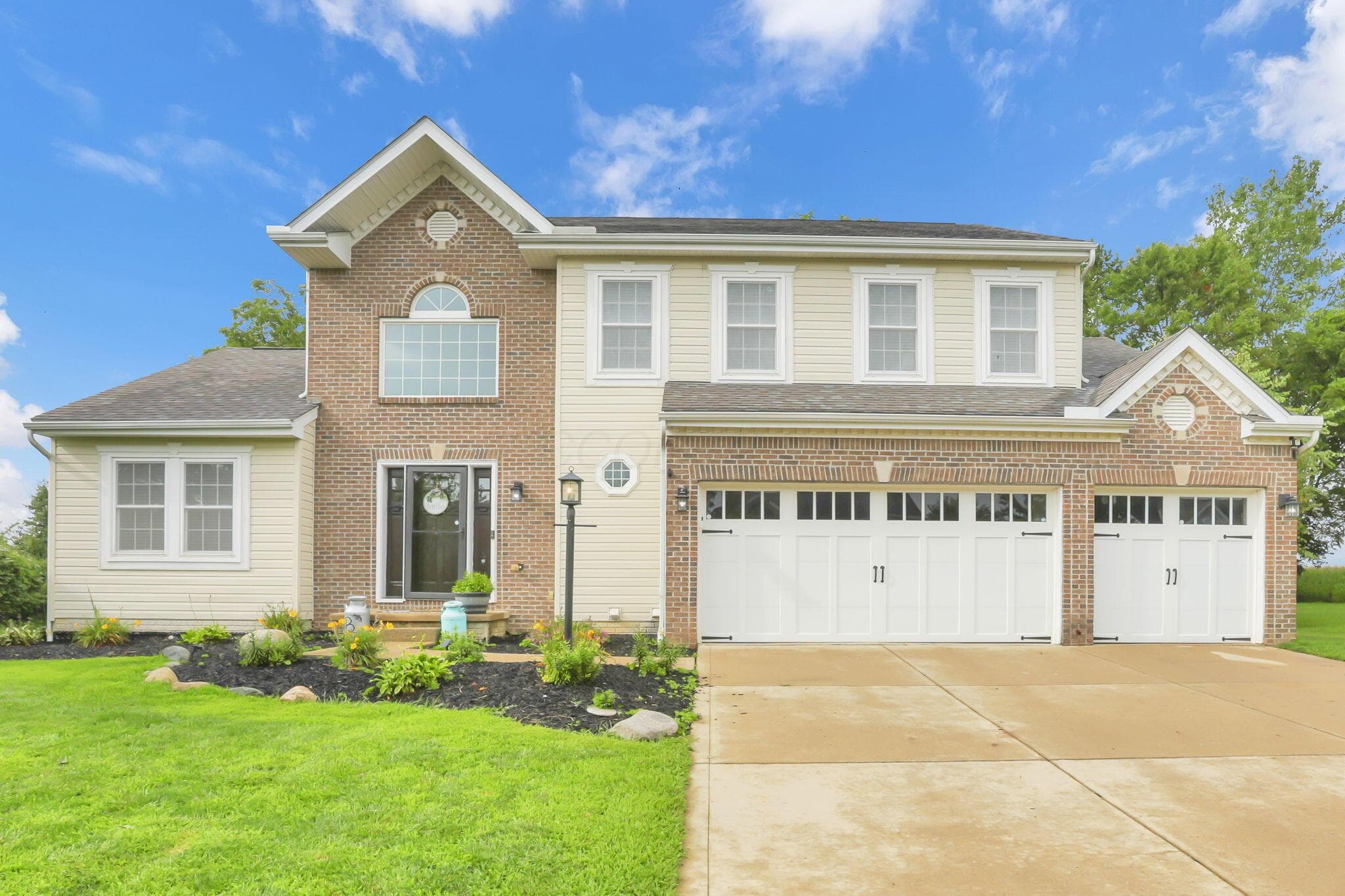 246 Weeping Willow Run Drive, Johnstown, OH 43031