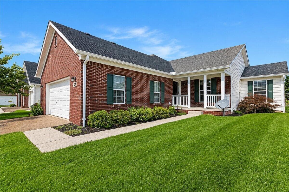 8208 Night Heron Lane, Pickerington, OH 43147