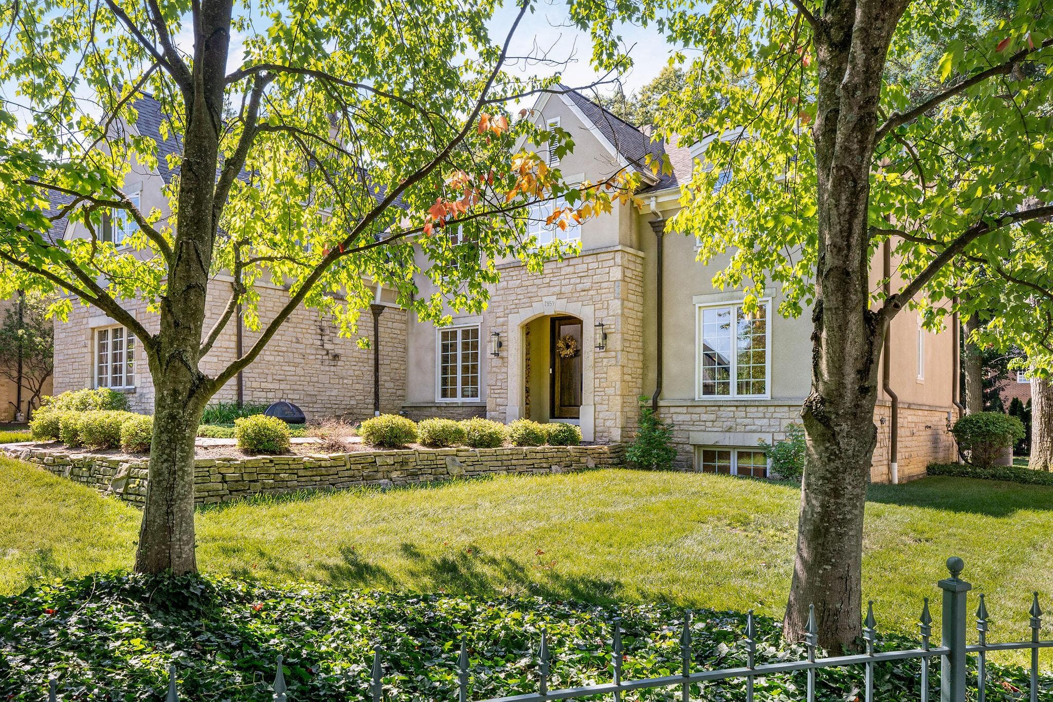 7859 Calverton Square, New Albany, OH 43054