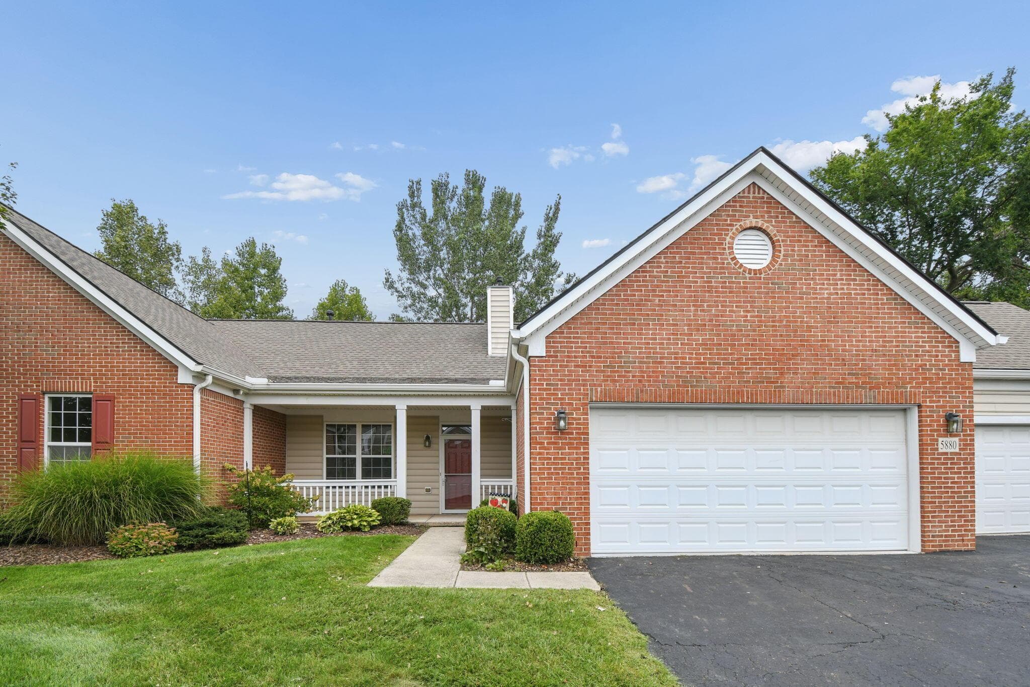 5880 Hickory Brook Way, Columbus, OH 43213