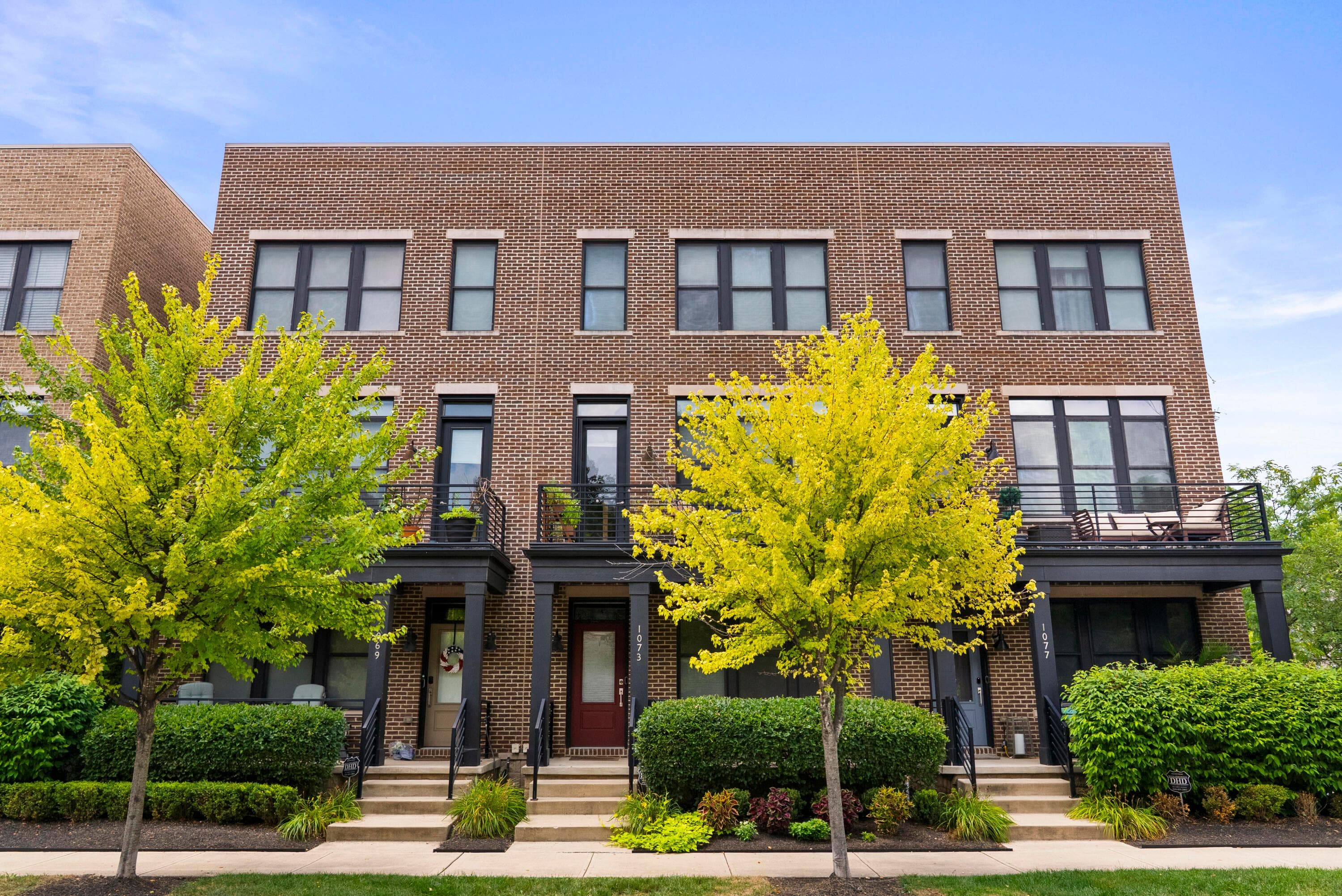 1073 Harrison Park Place, Columbus, OH 43201