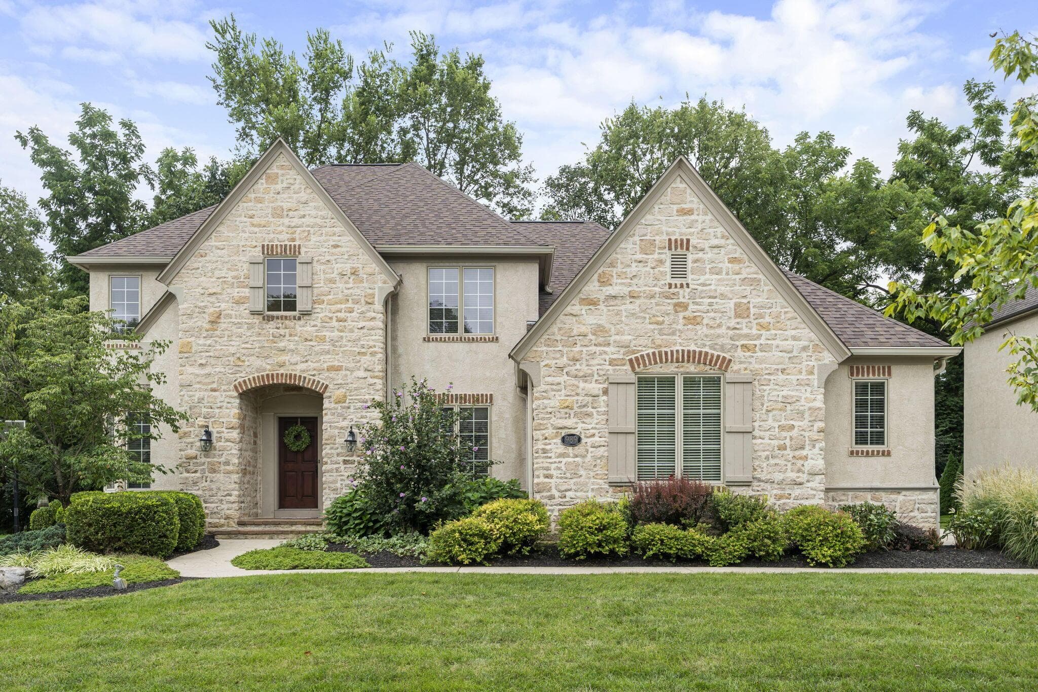 989 Adin Trail, Columbus, OH 43235