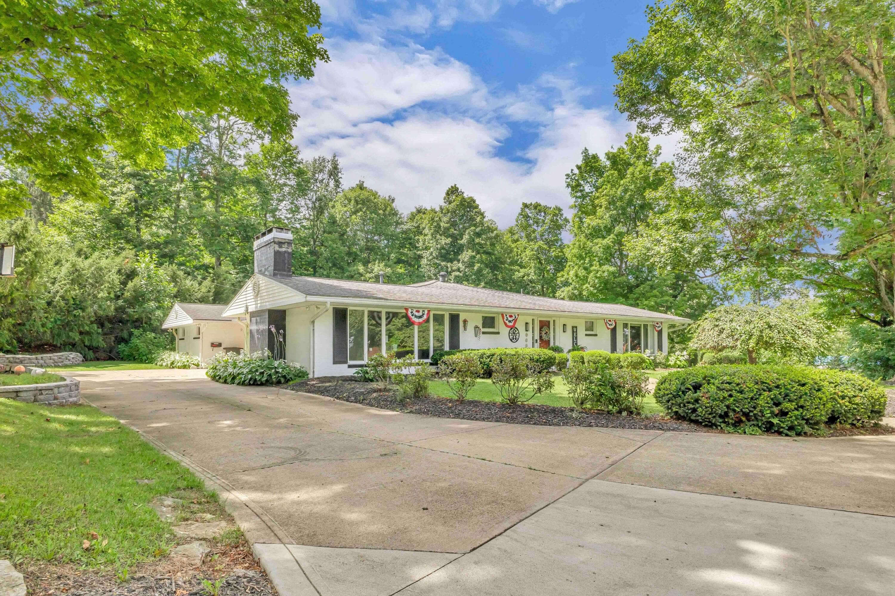 2720 Stafford Drive, Lexington, OH 44904
