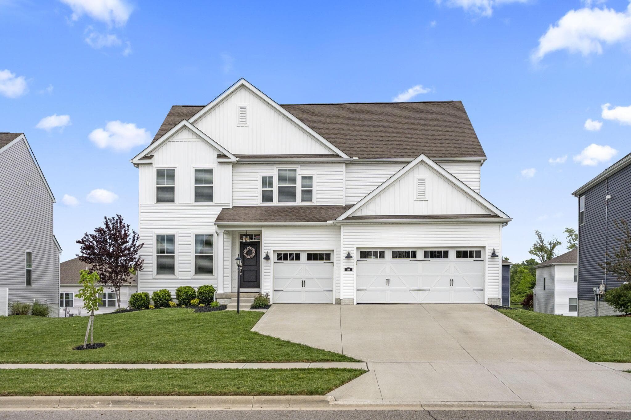 288 Mahogany Lane, Commercial Point, OH 43116