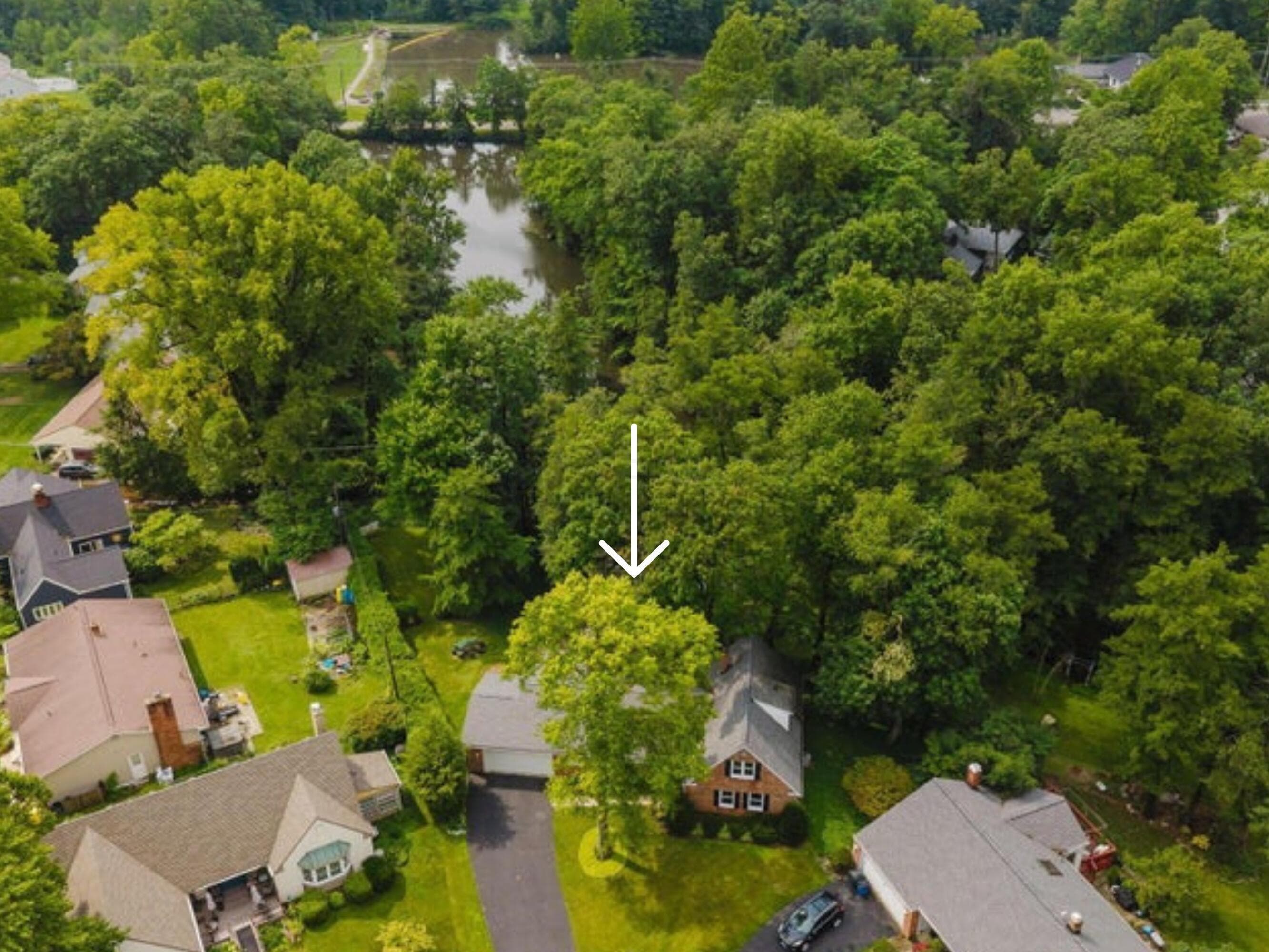 2871 E Shore Court, Columbus, OH 43231