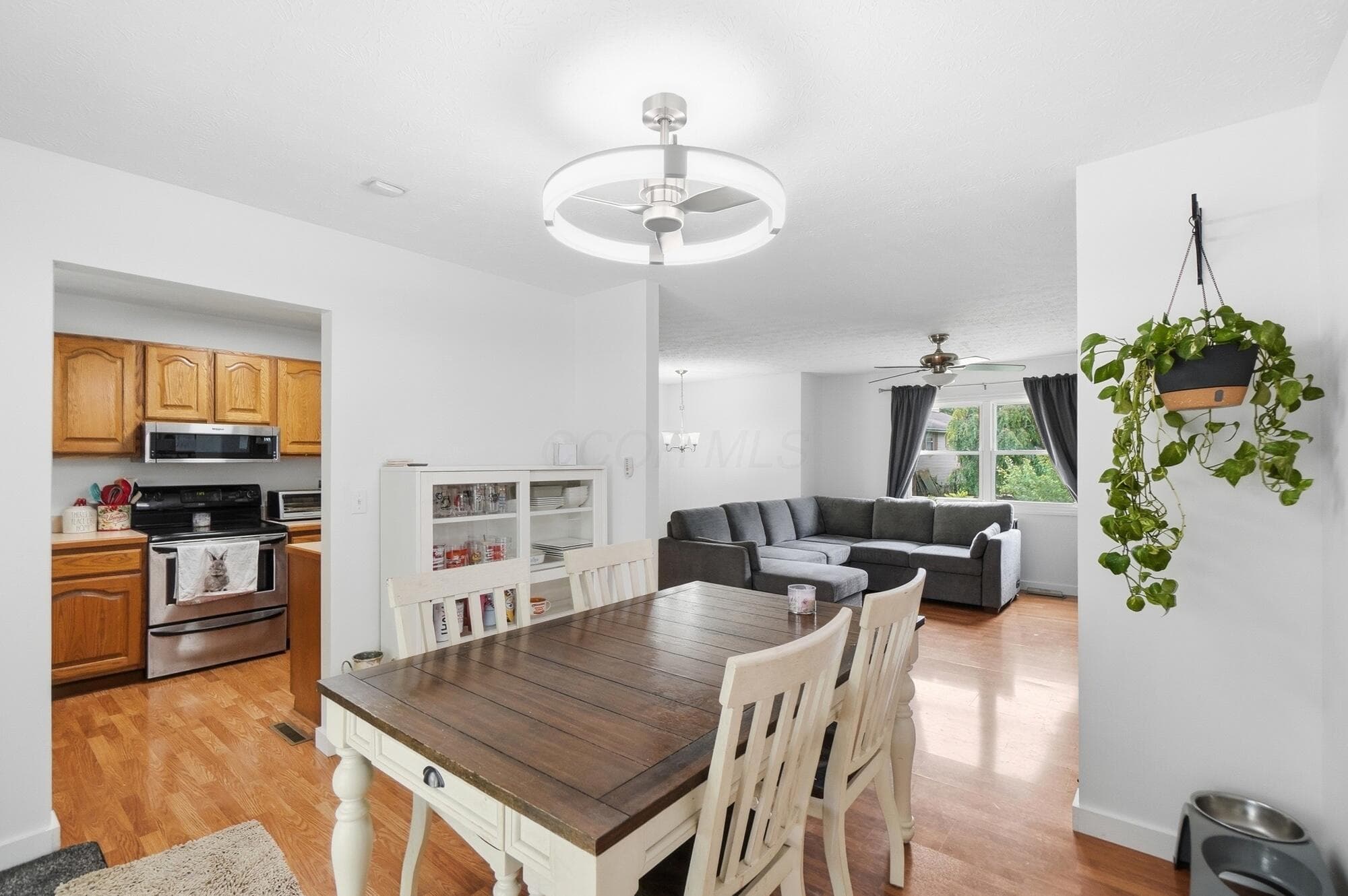 3850 Chickory Avenue, Columbus, OH 43230