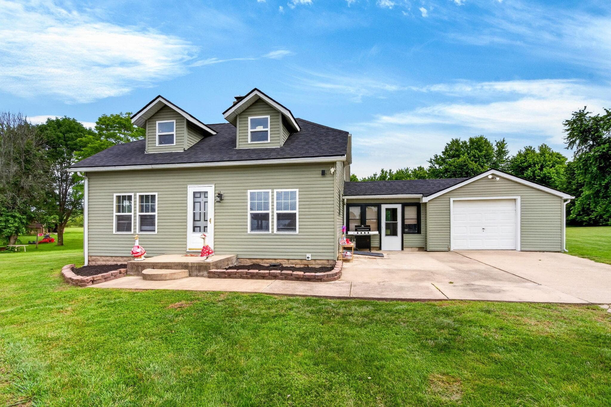 6718 Hitler Road 2, Circleville, OH 43113