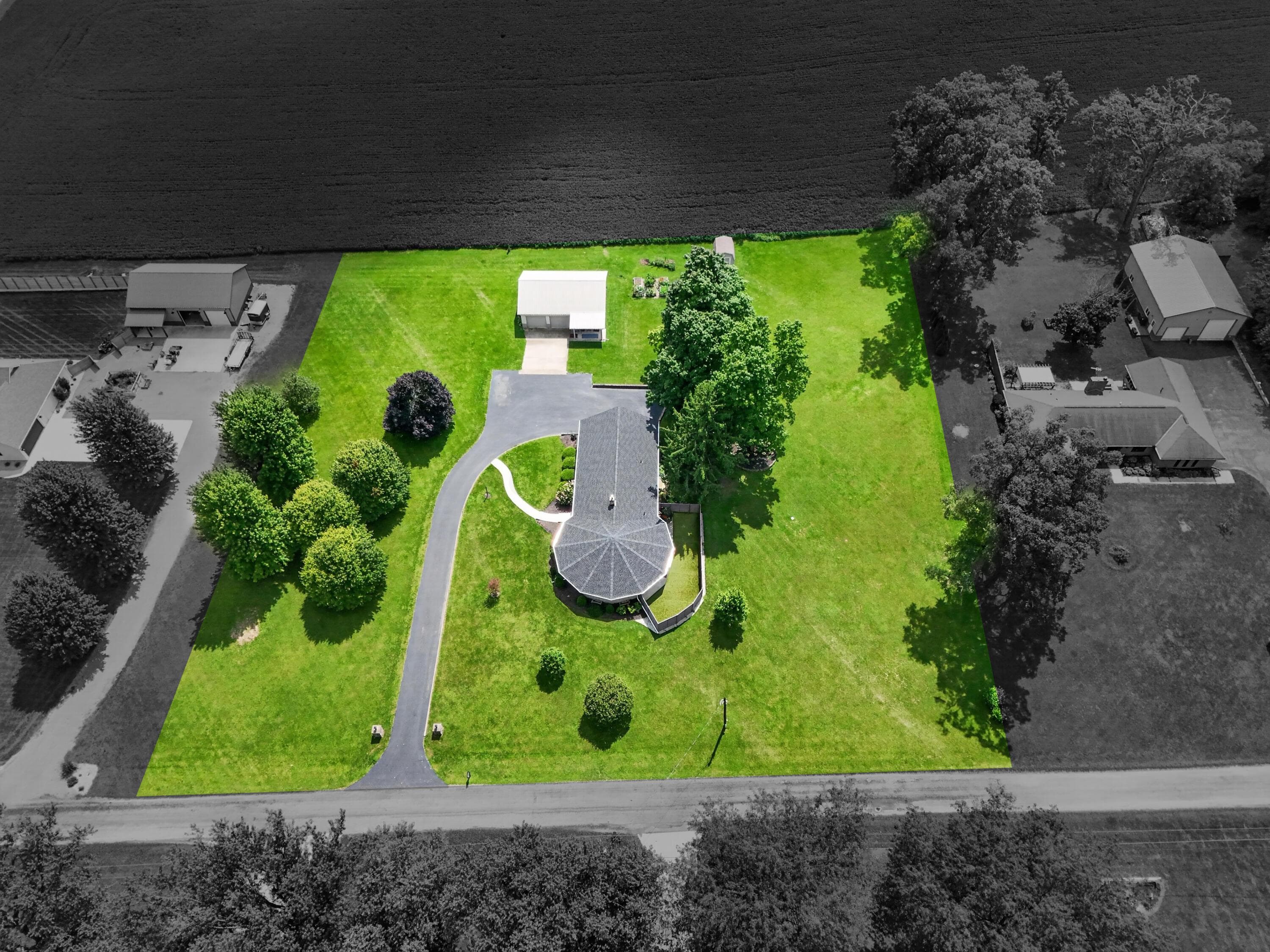 87 Virginia Drive, West Liberty, OH 43357