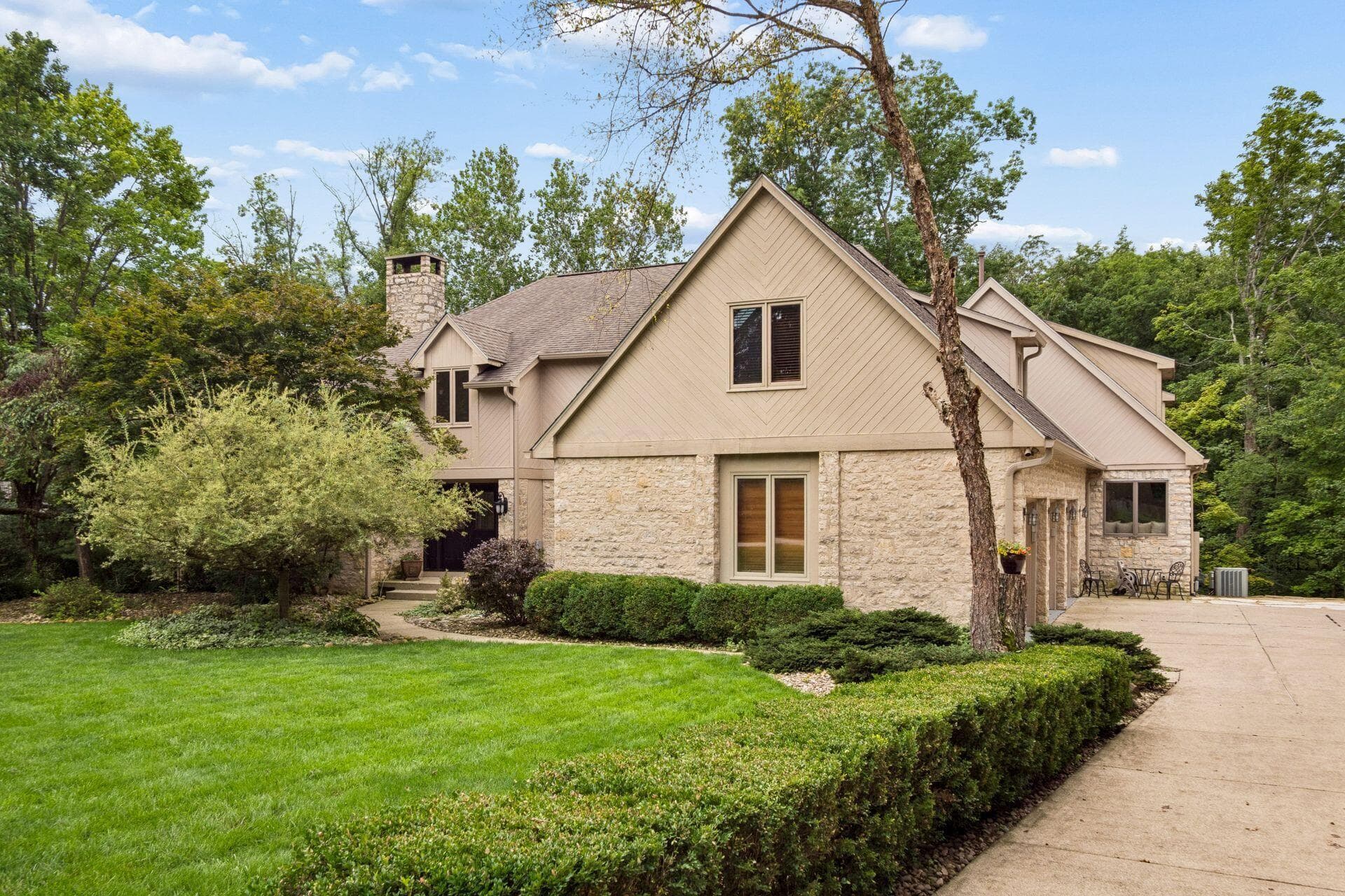 285 Partridge Bend, Powell, OH 43065