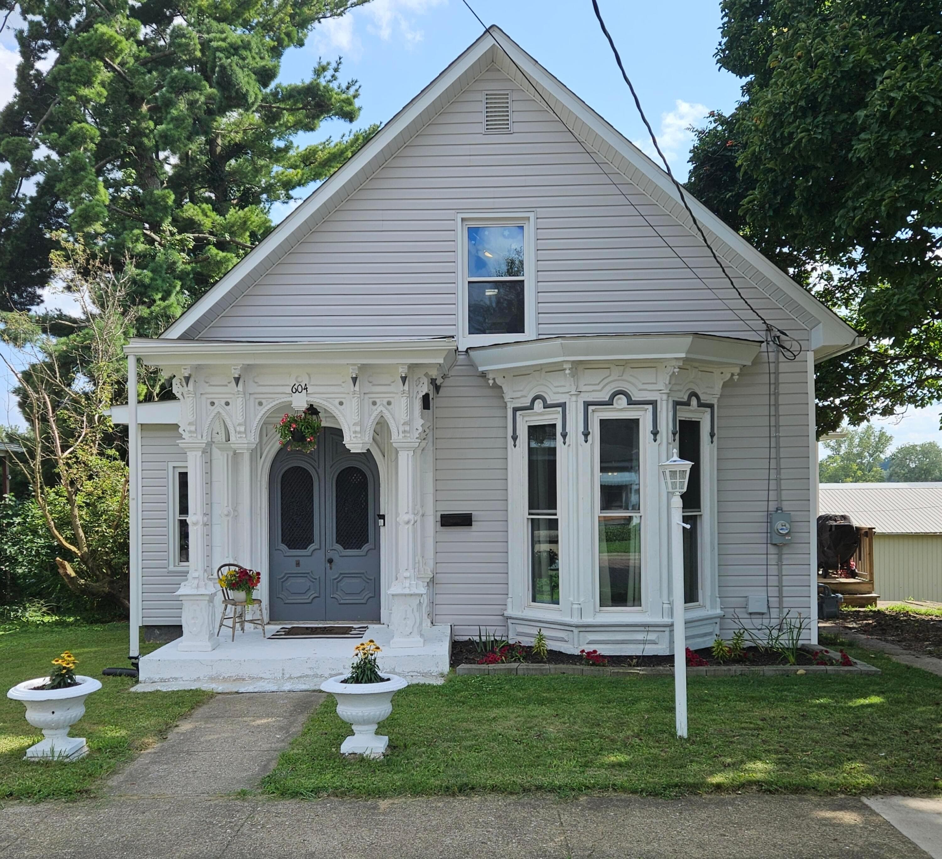 604 E Ohio Avenue, Mount Vernon, OH 43050