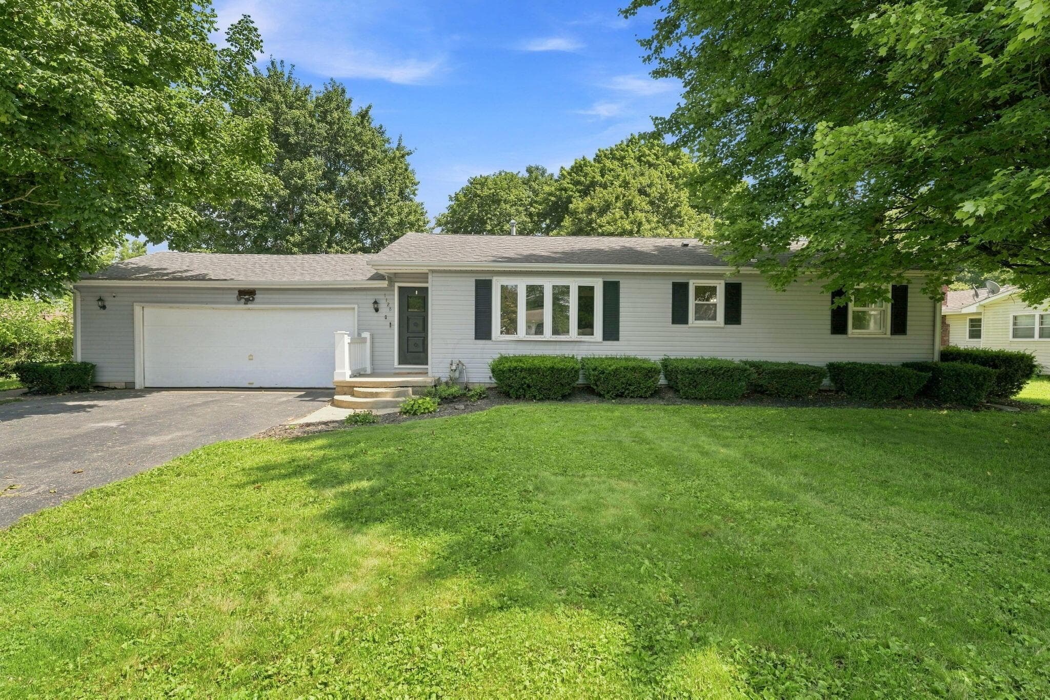 1128 Ramp Lane, Heath, OH 43056