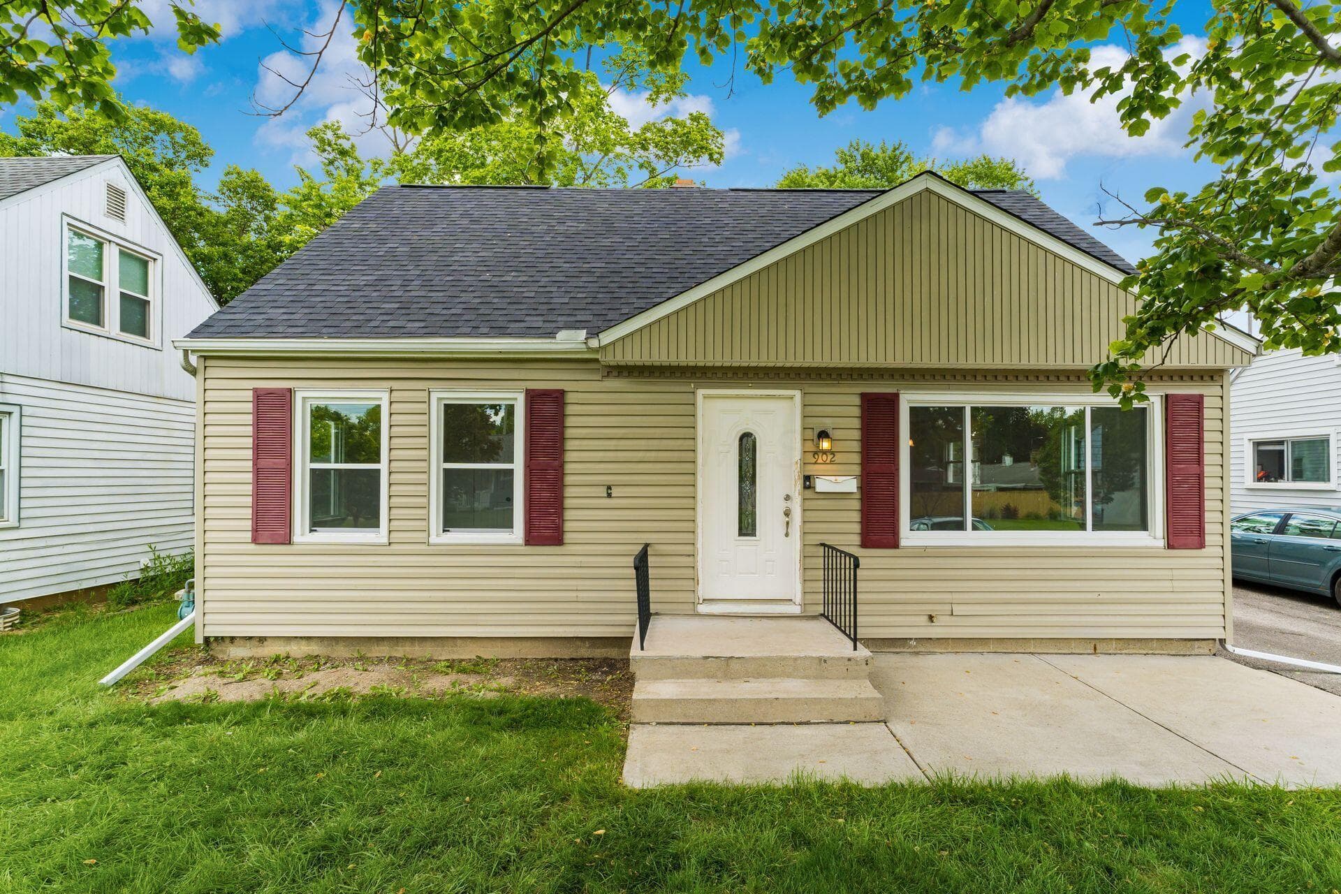902 Eastmoor Boulevard, Columbus, OH 43209