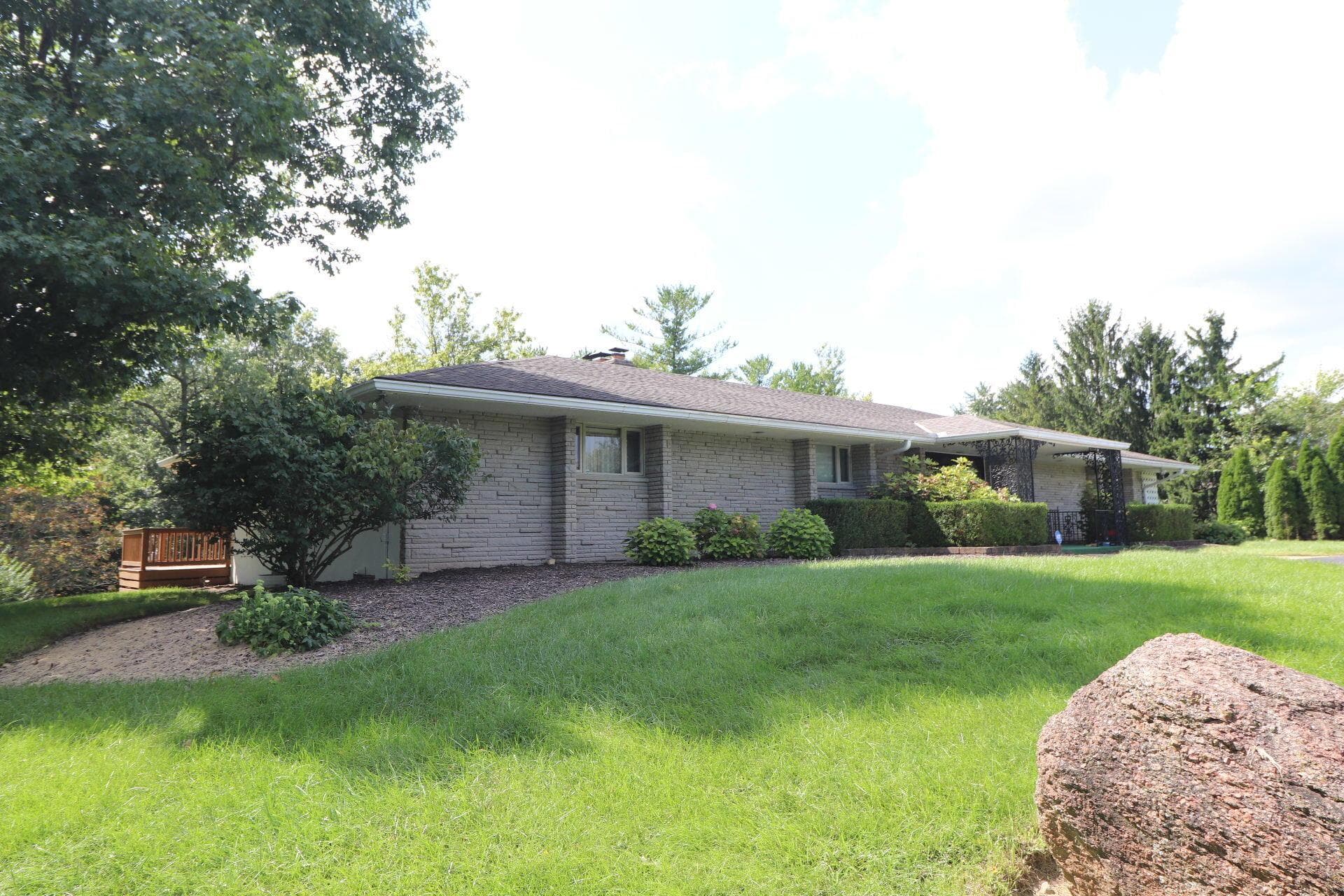 121 Hubbard Road, Galloway, OH 43119