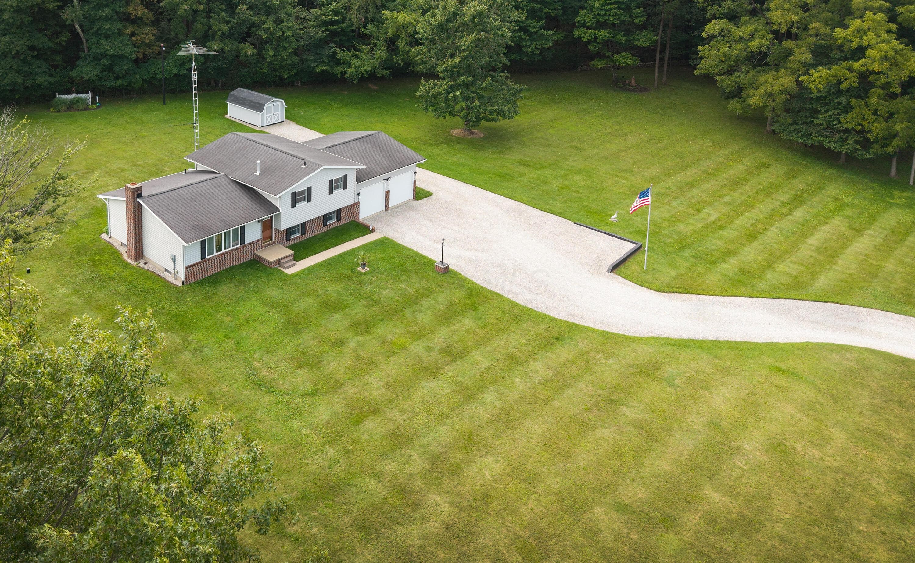 29468 New Castle Road, Walhonding, OH 43843